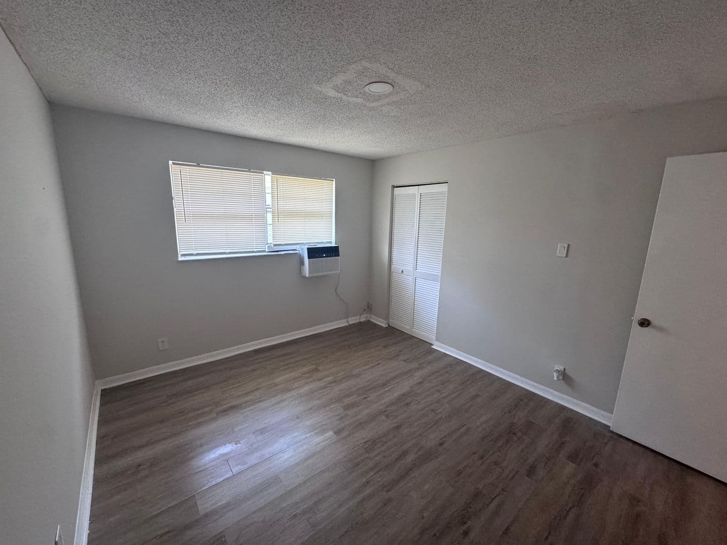 Vero Beach Apartment: 1875 40 AVE