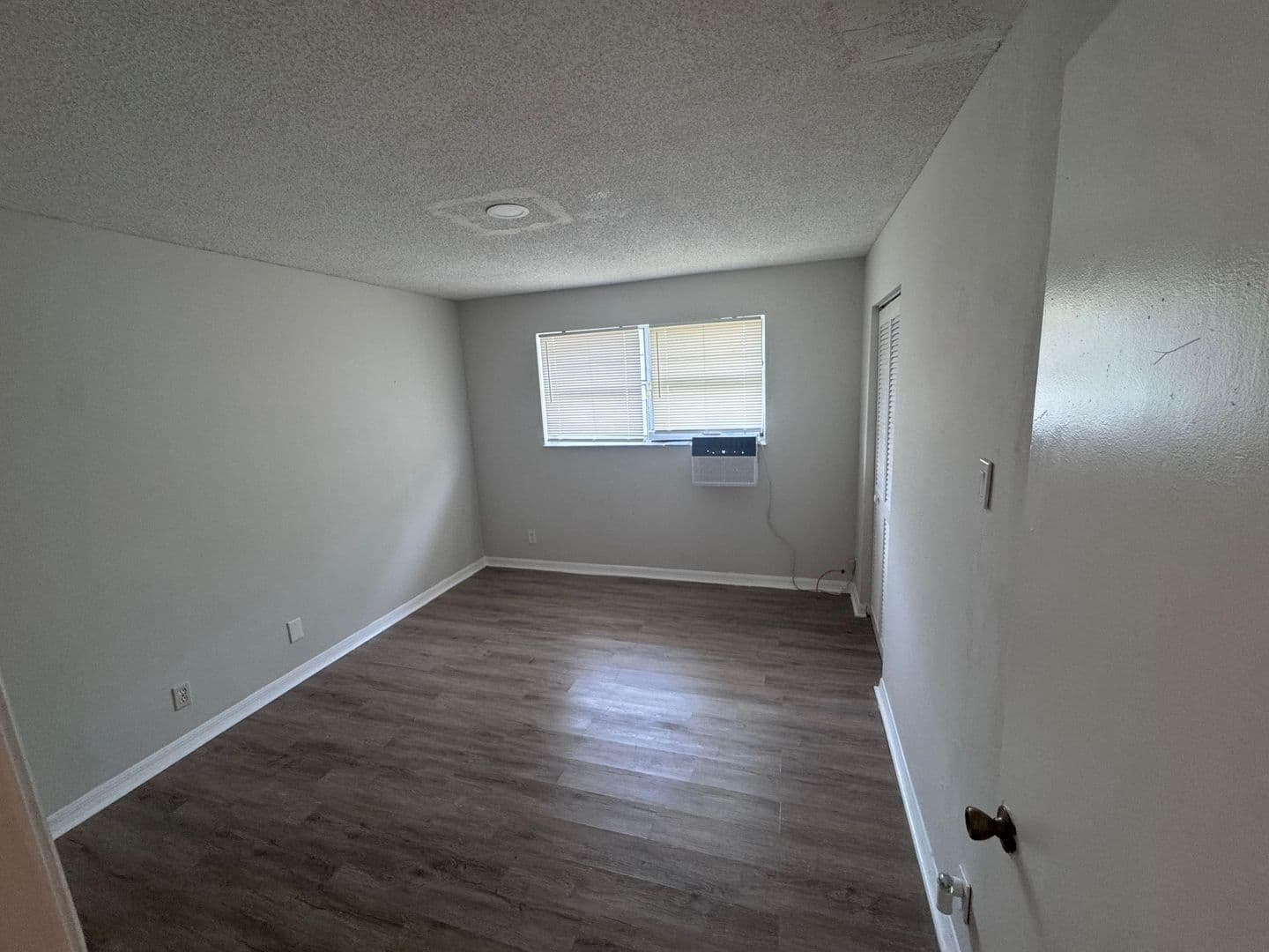 Vero Beach Apartment: 1875 40 AVE