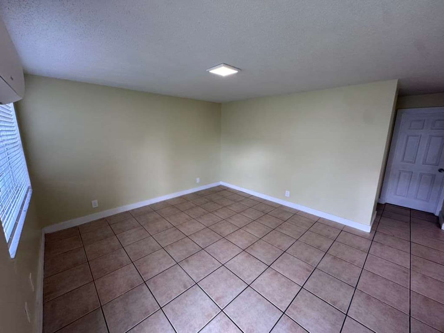 Vero Beach Apartment: 1875 40 AVE
