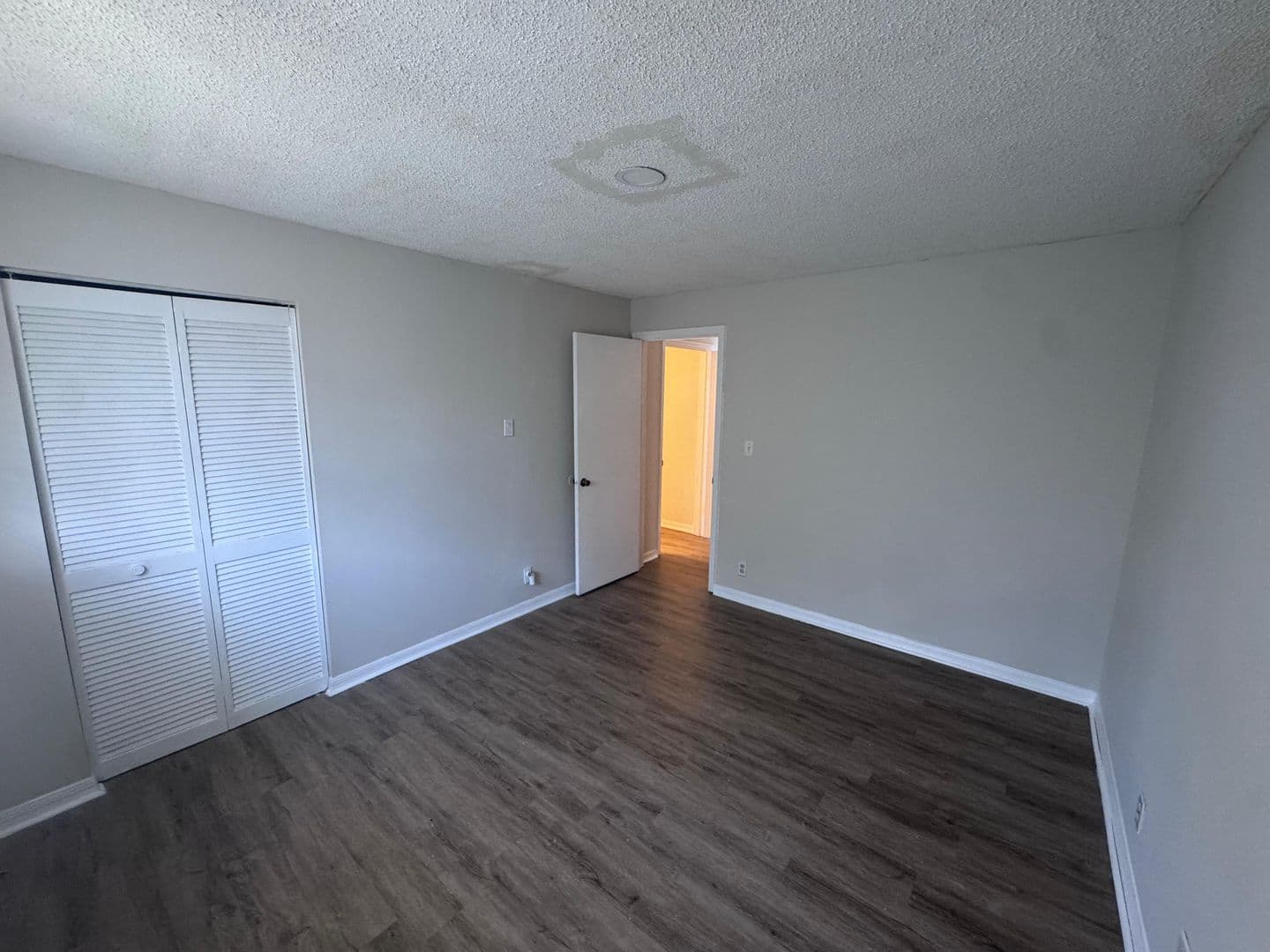 Vero Beach Apartment: 1875 40 AVE