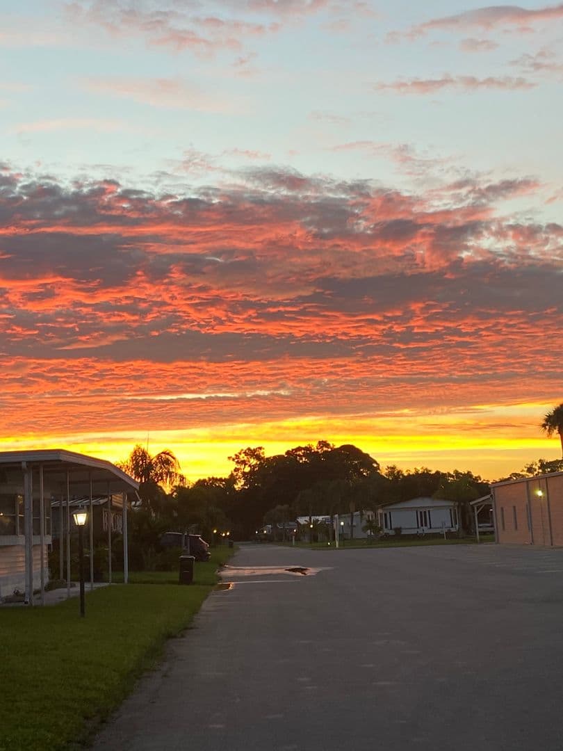 Ellenton Apartment: 54 Colony Drive N
