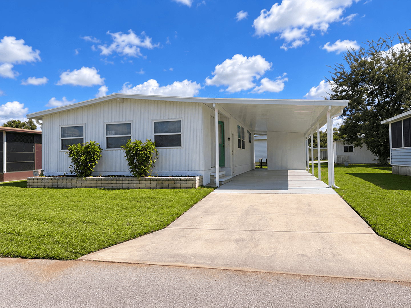 Ellenton Apartment: 54 Colony Drive N