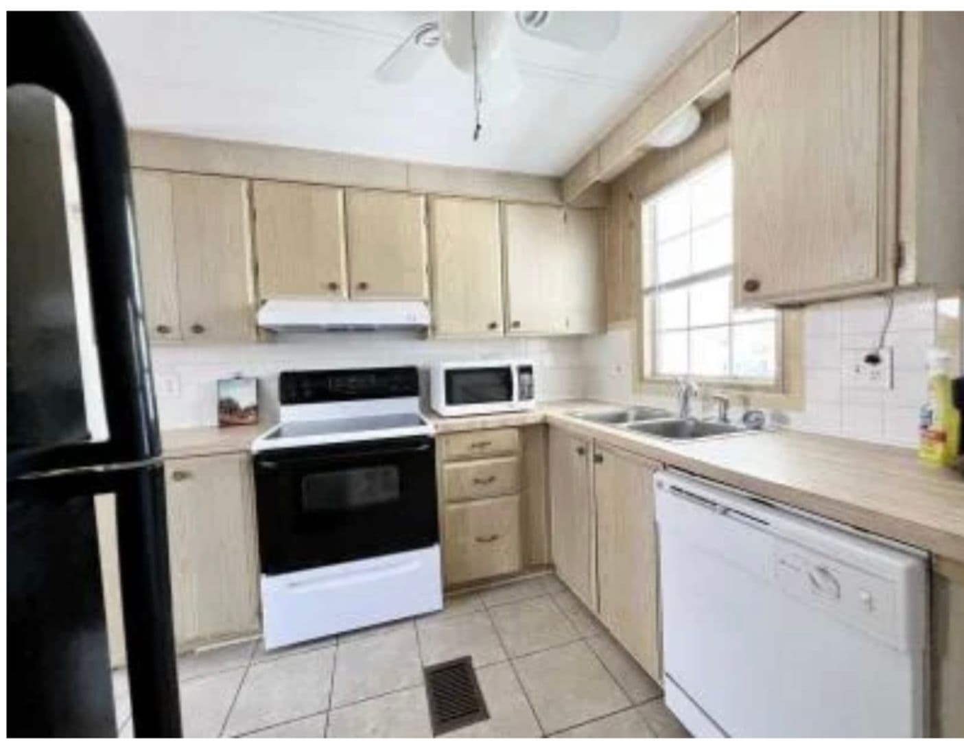 Ellenton Apartment: 54 Colony Drive N