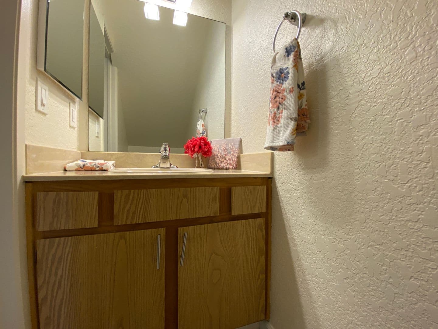 Carlsbad Apartment: 237 - 239 Tamarack Ave.