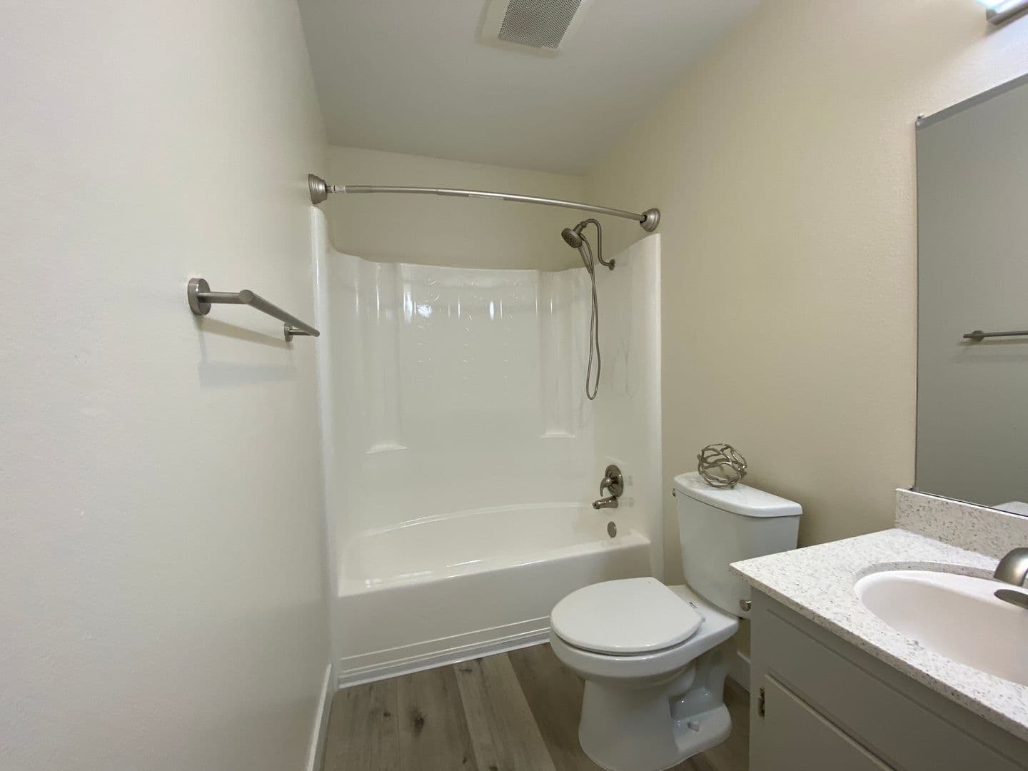 Carlsbad Apartment: 2664 Jefferson St