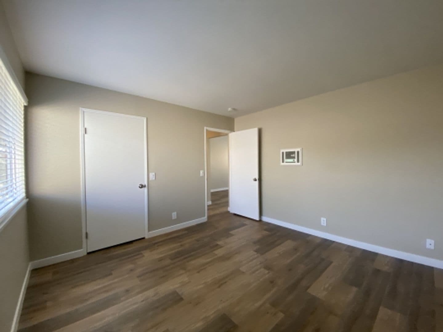 Carlsbad Apartment: 2585 Jefferson Street