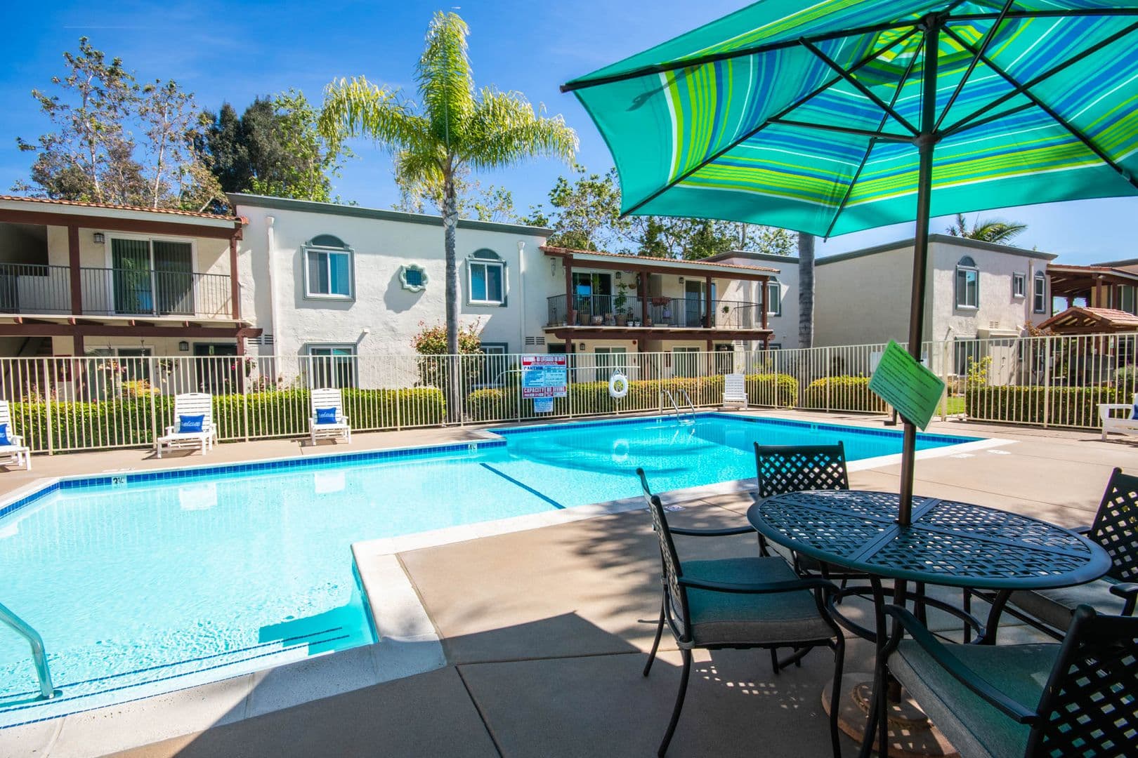Oceanside Apartment: 2330 Paseo De Laura