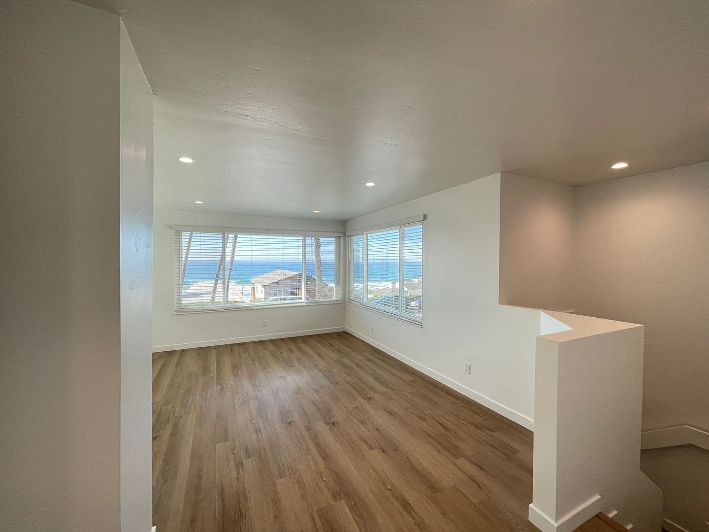 Oceanside Apartment: 518 S. Pacific St.