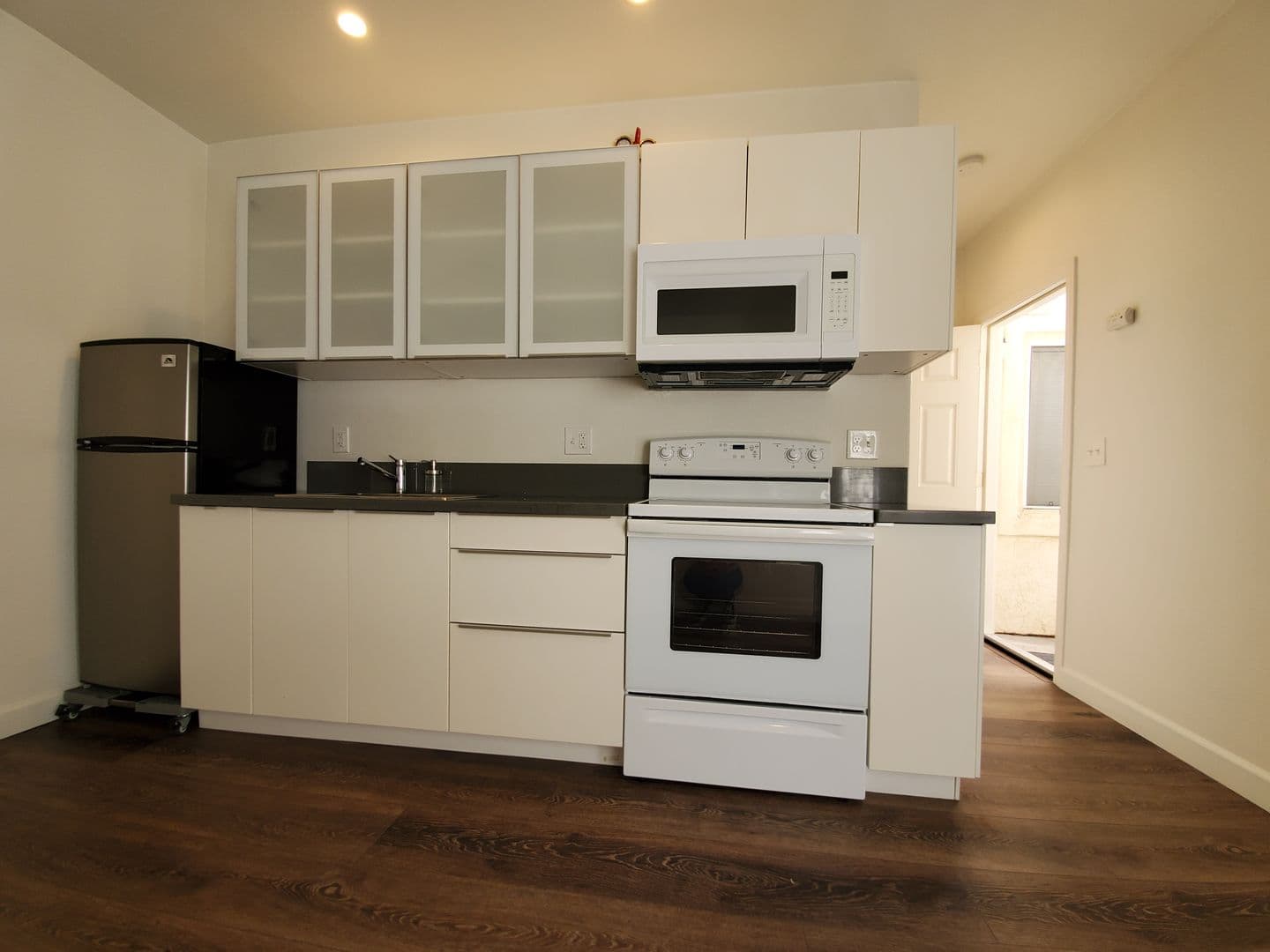 Oceanside House: 4927 Seascape Dr Unit 2