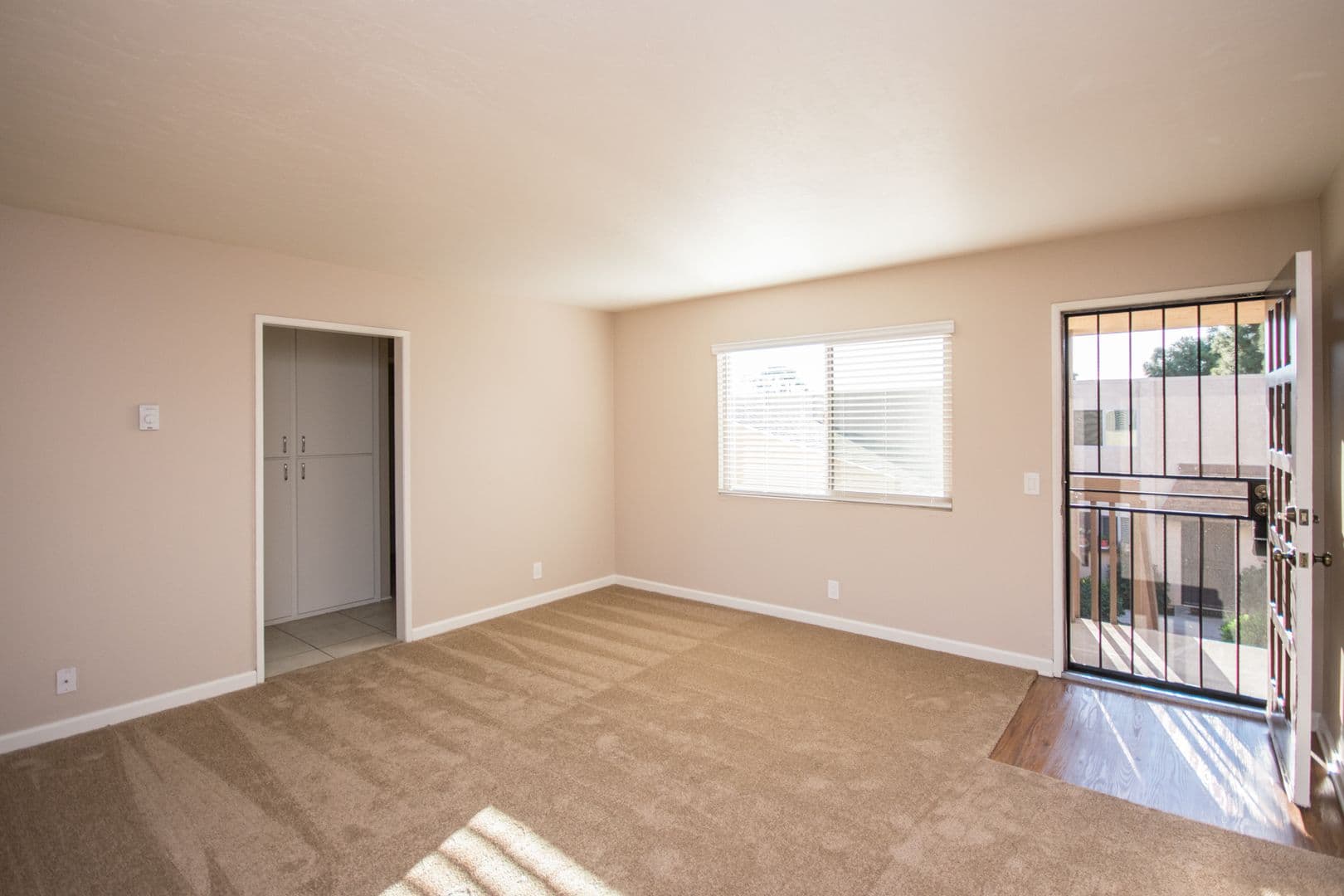 Carlsbad Apartment: 1031 Palm Ave.