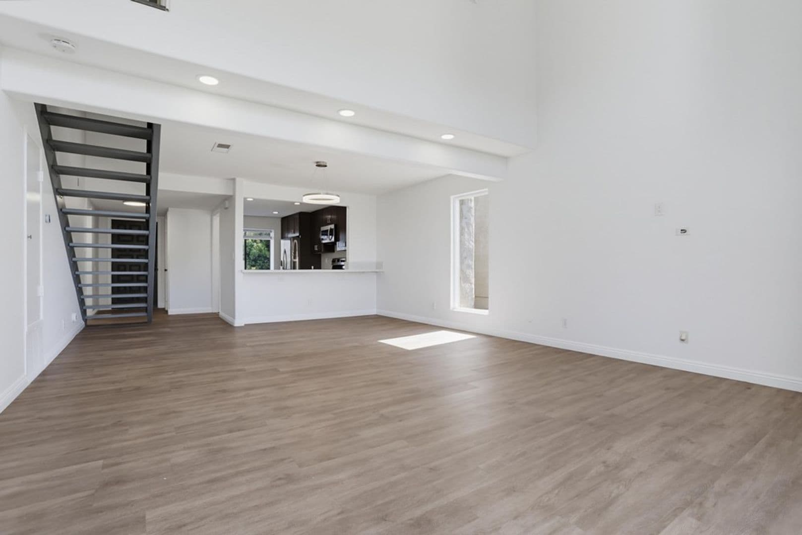 Carlsbad House: 2505 Navarra Dr Unit 321
