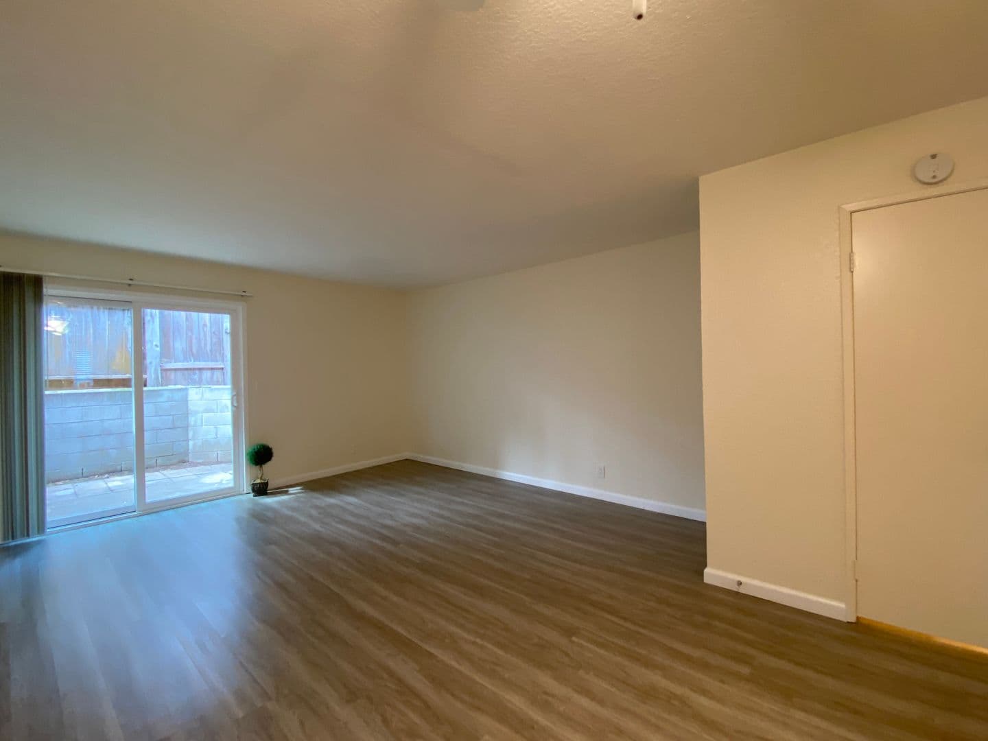 Carlsbad Apartment: 237 - 239 Tamarack Ave.