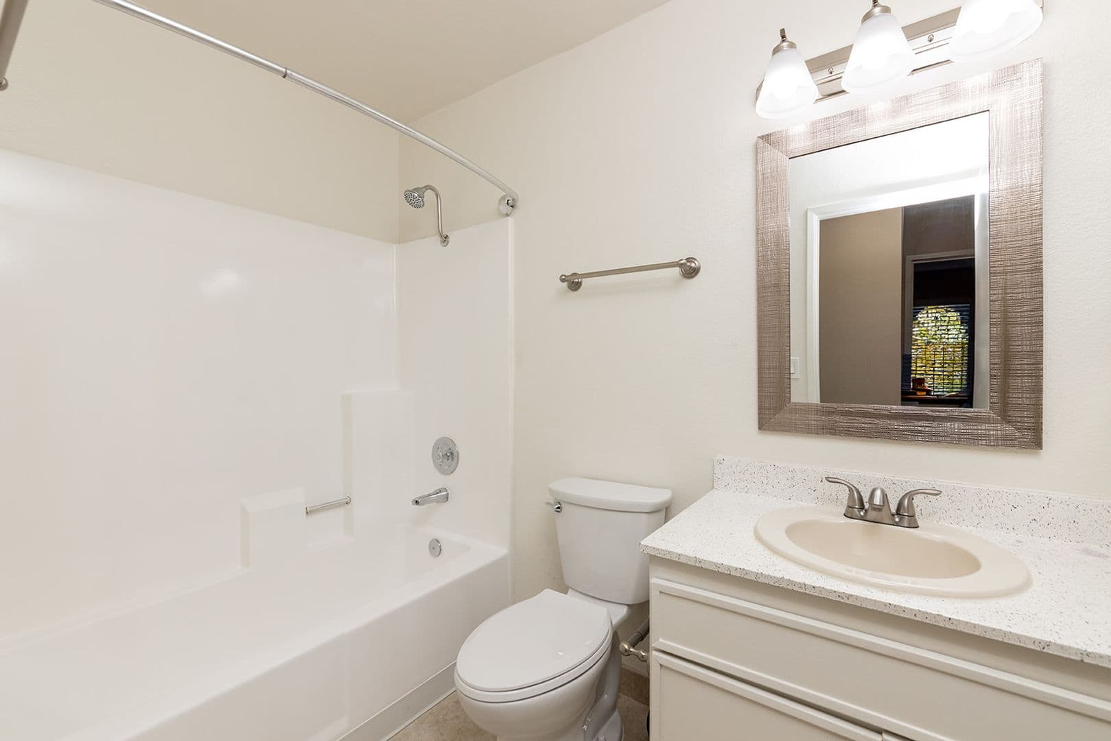 Lakeside Apartment: 9413 Winter Gardens