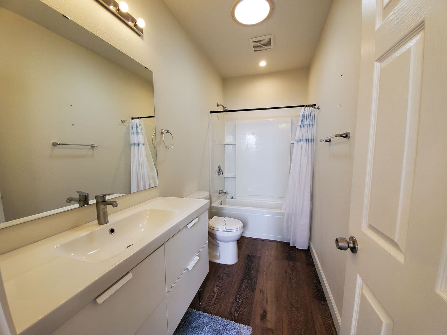 Oceanside House: 4927 Seascape Dr Unit 2