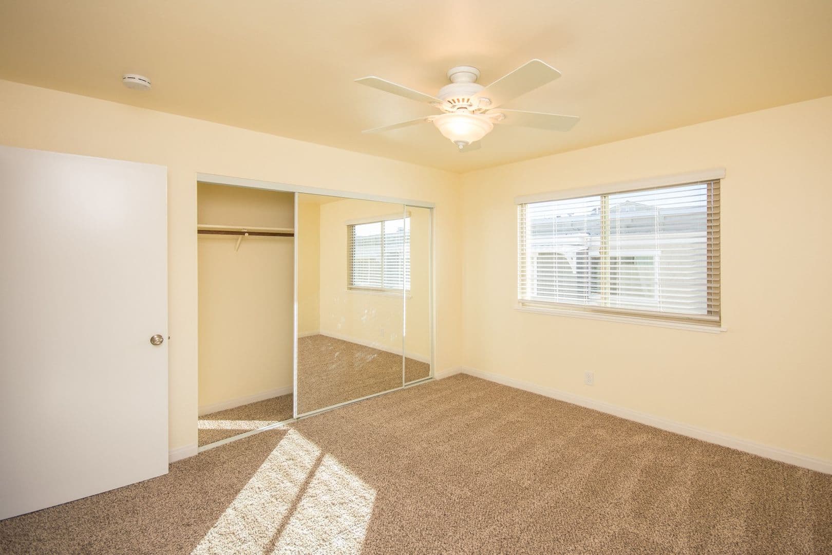 Carlsbad Apartment: 2585 Jefferson Street
