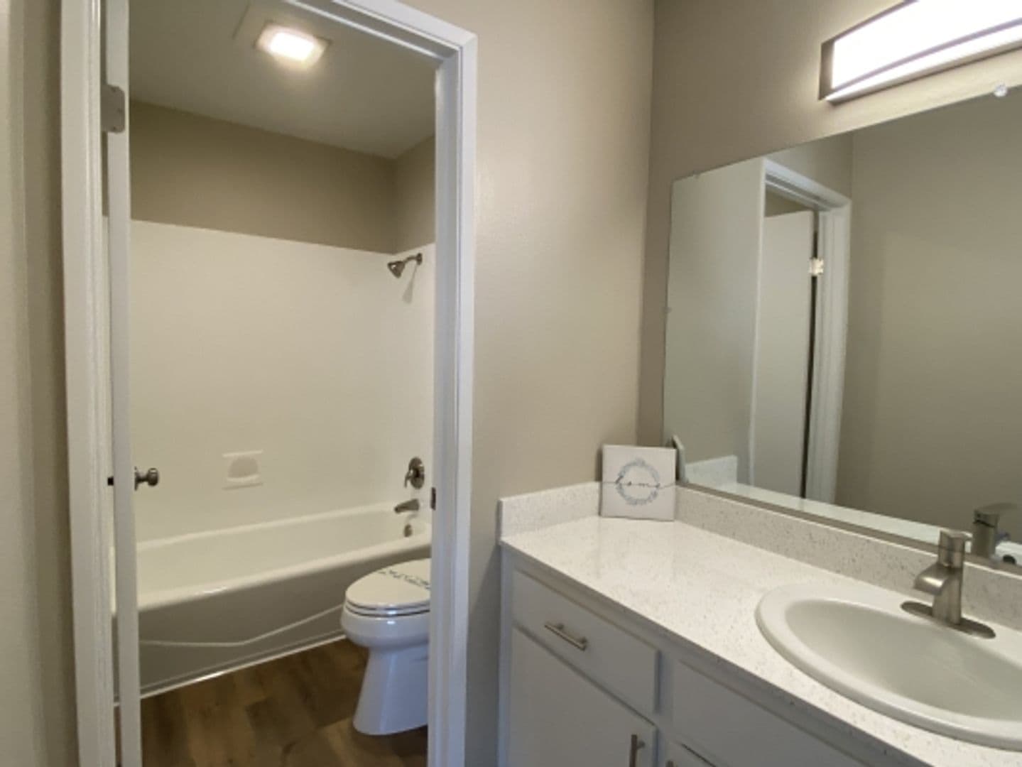 Carlsbad Apartment: 2585 Jefferson Street