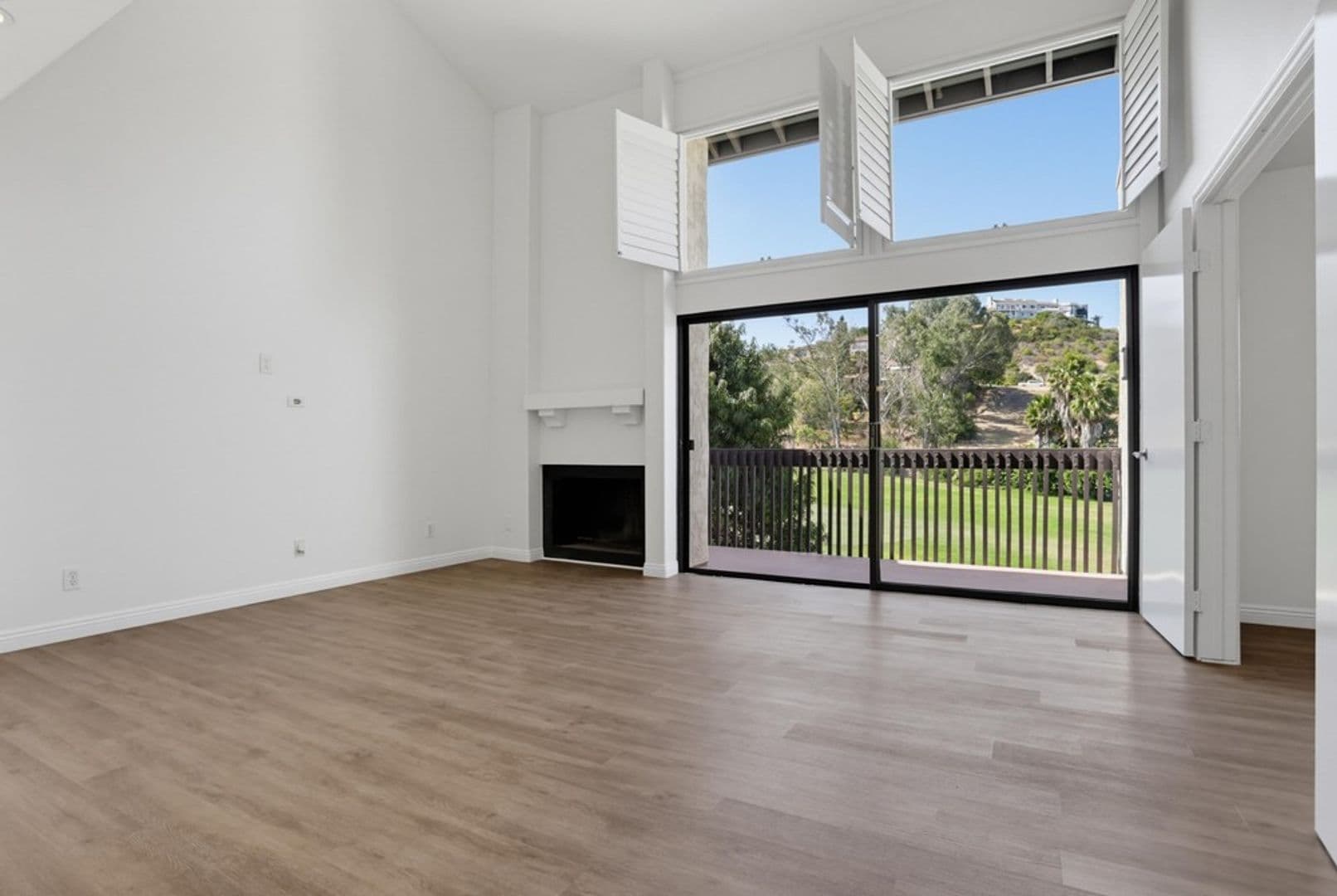 Carlsbad House: 2505 Navarra Dr Unit 321