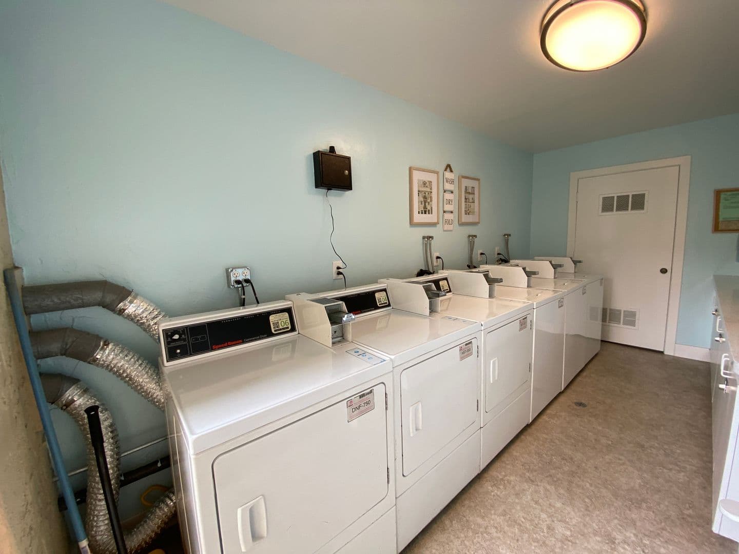 Carlsbad Apartment: 1031 Palm Ave.