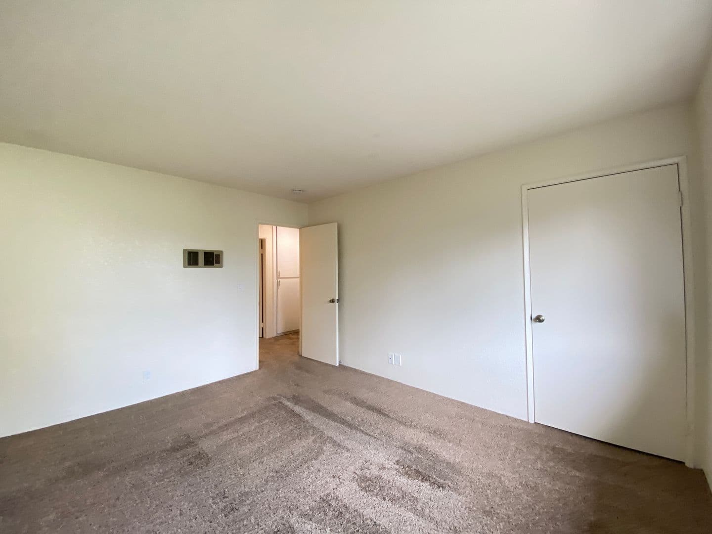 Carlsbad Apartment: 237 - 239 Tamarack Ave.