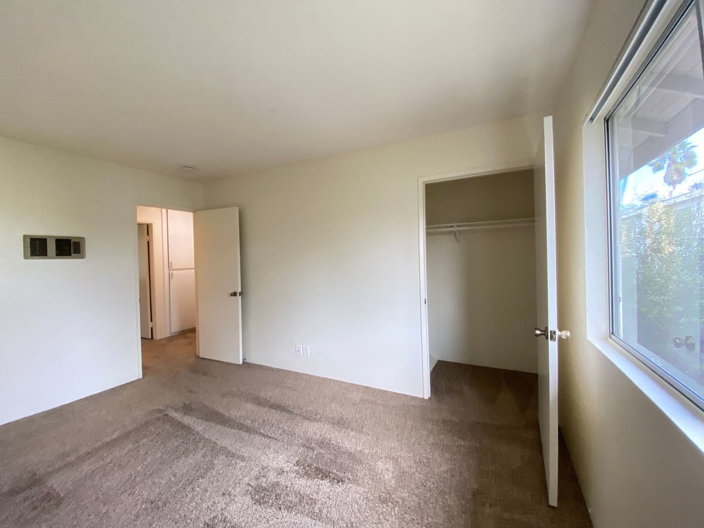 Carlsbad Apartment: 237 - 239 Tamarack Ave.