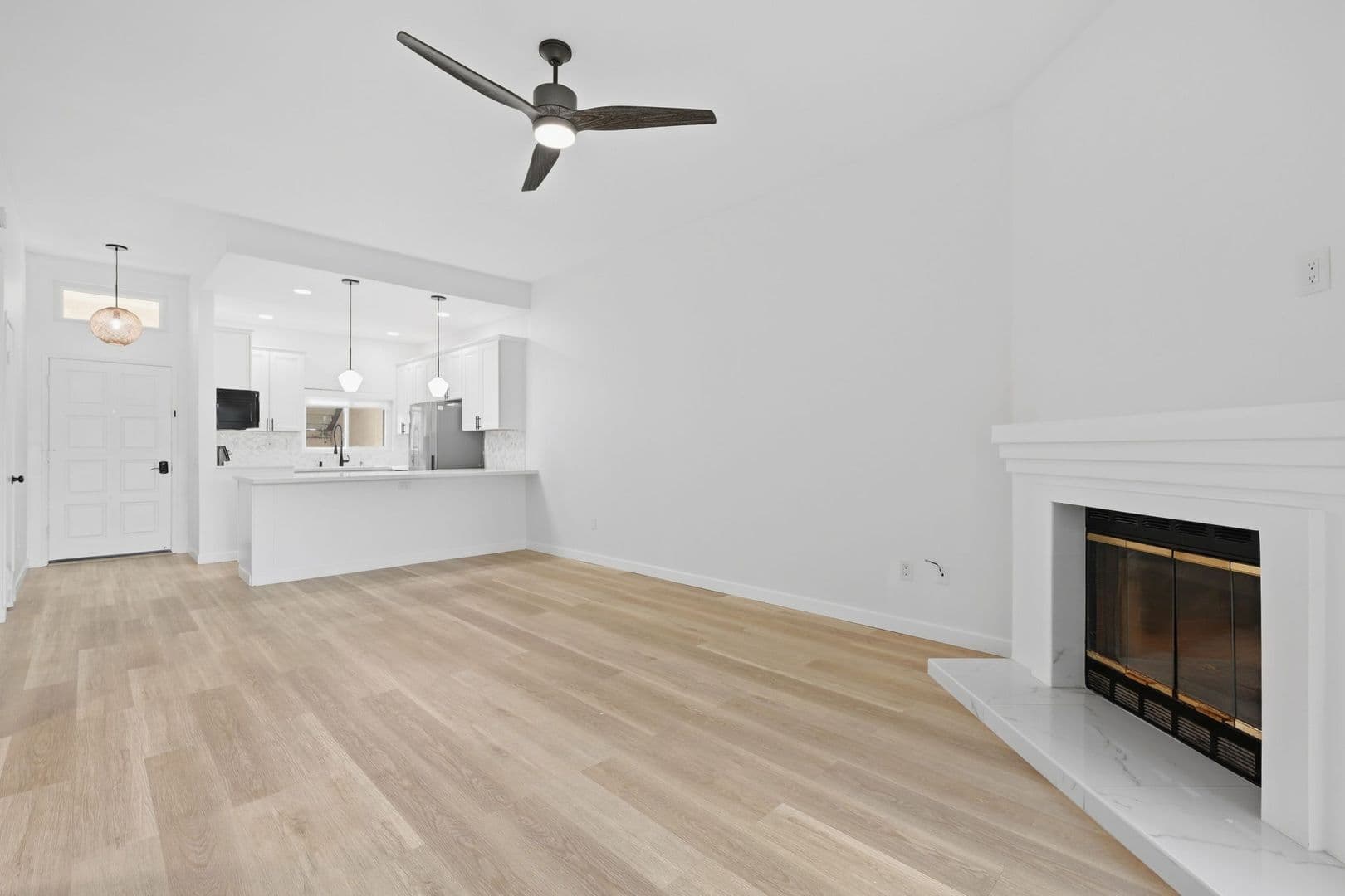 Carlsbad House: 2872 Andover Ave