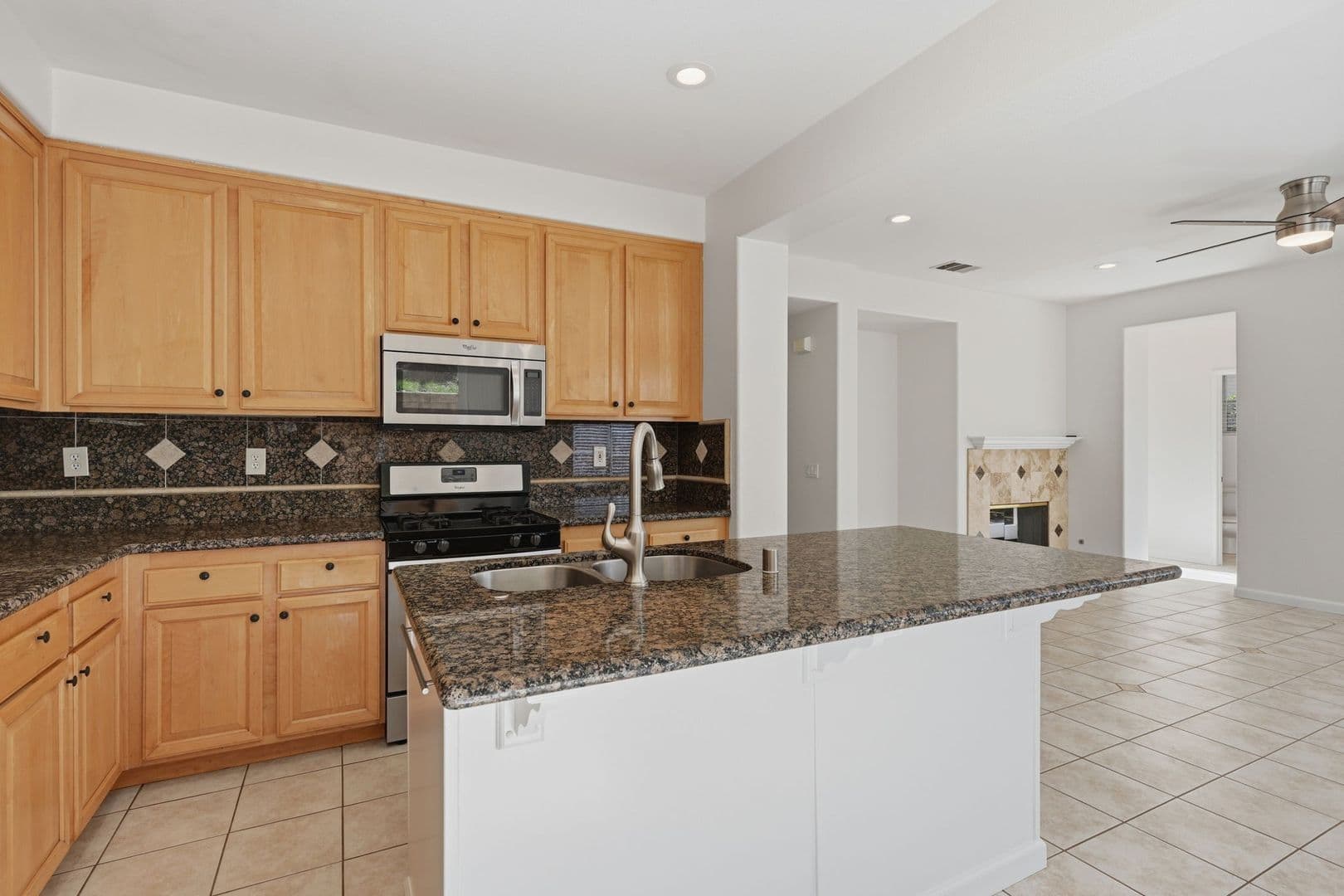 San Marcos House: 471 Camino Verde