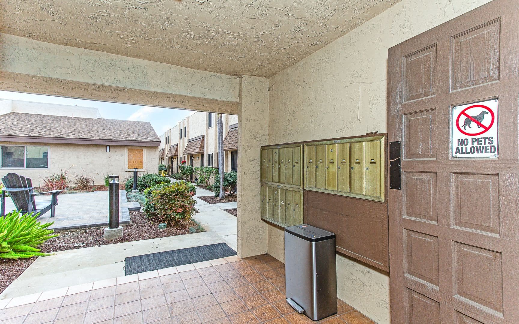 Carlsbad Apartment: 1031 Palm Ave.