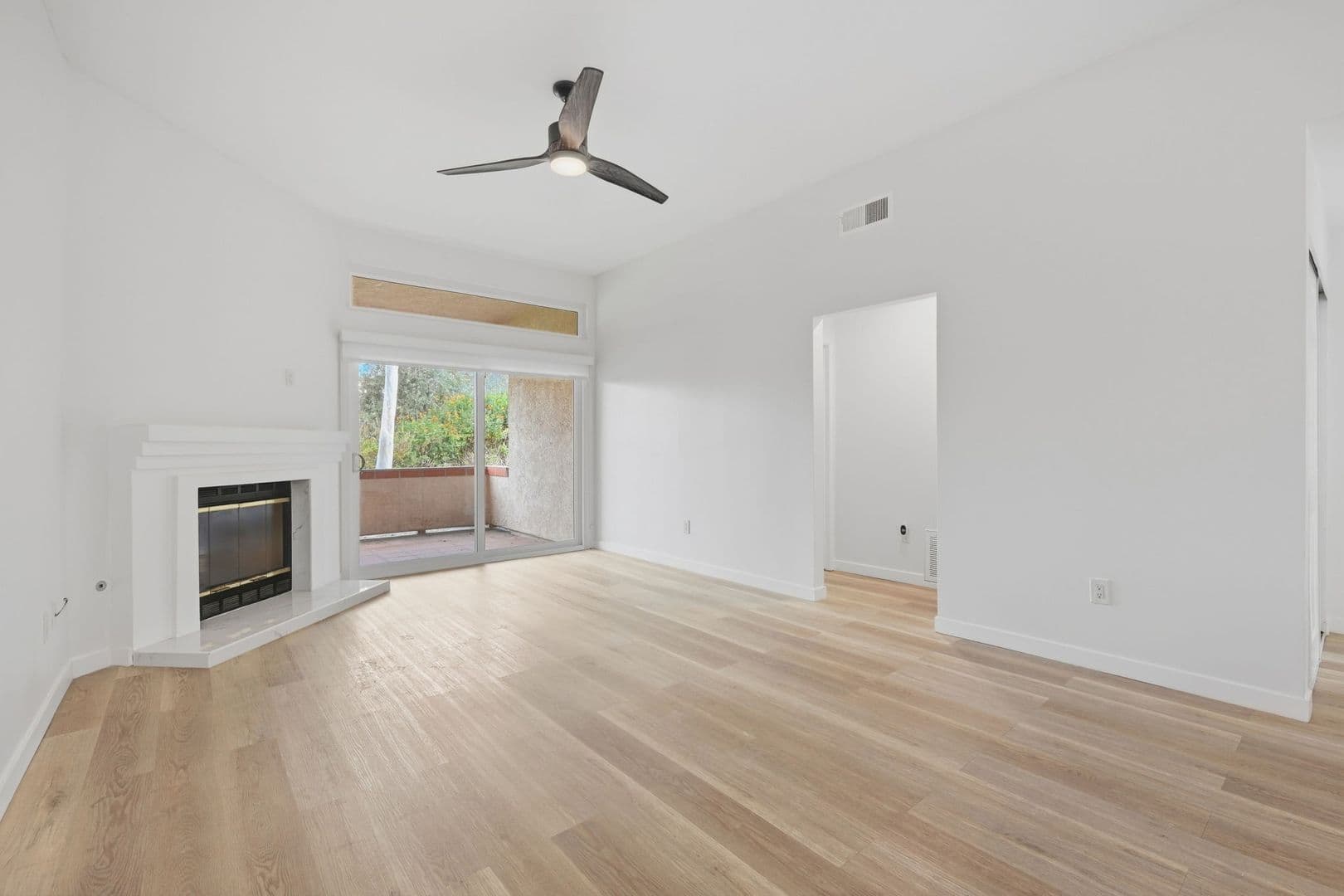 Carlsbad House: 2872 Andover Ave