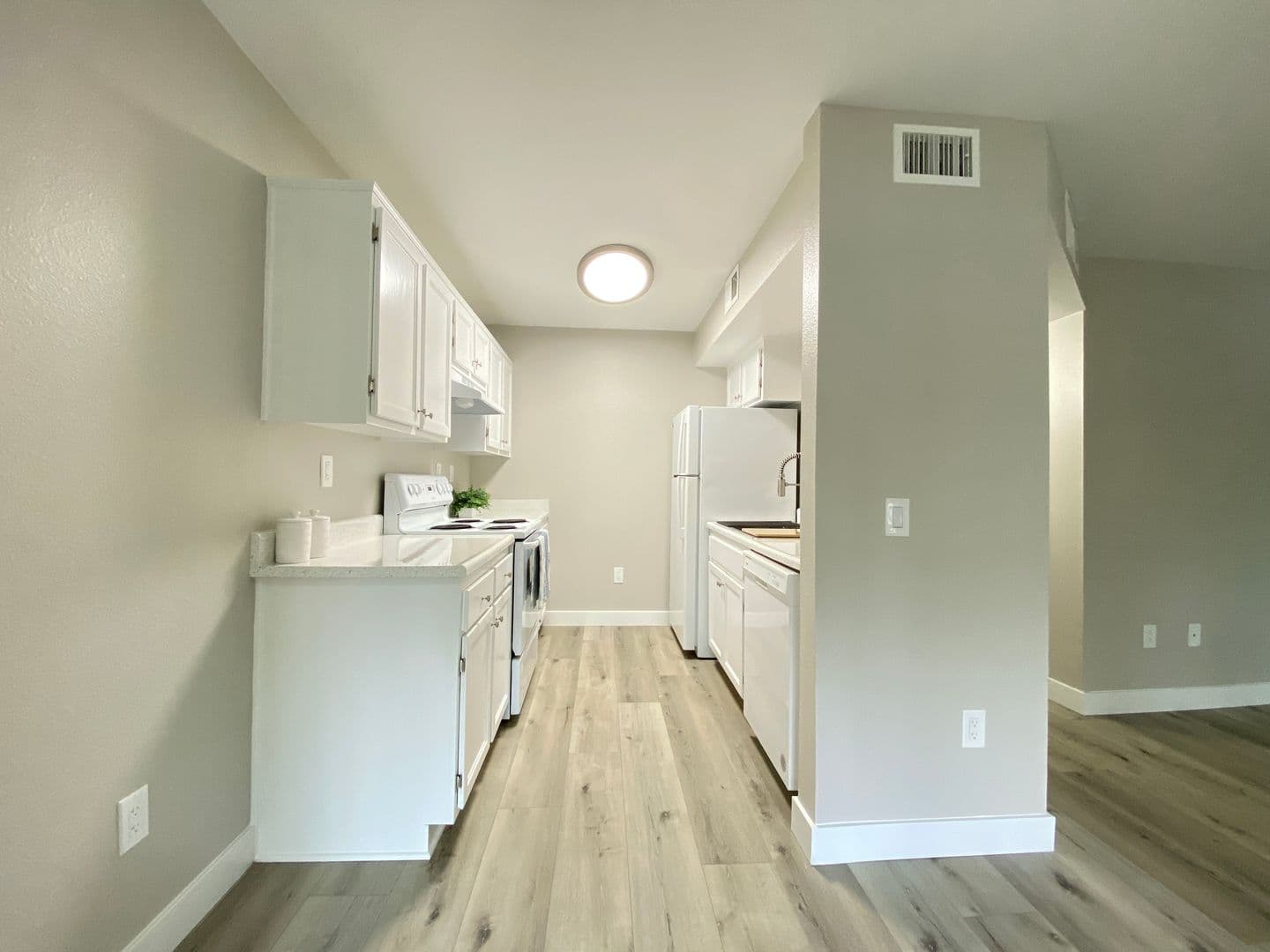 Carlsbad Apartment: 5410 - 5430 Sunny Creek Rd