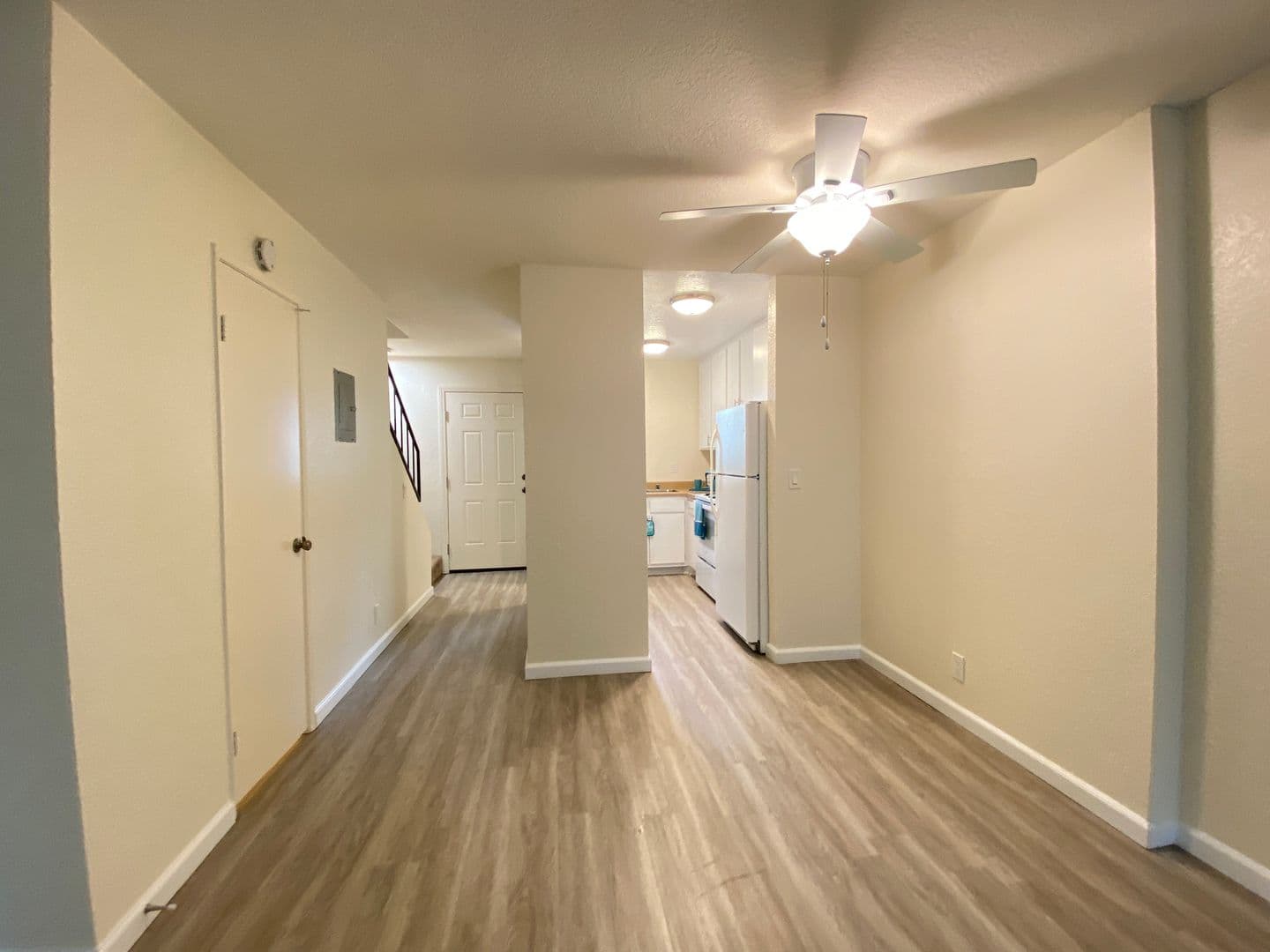 Carlsbad Apartment: 237 - 239 Tamarack Ave.