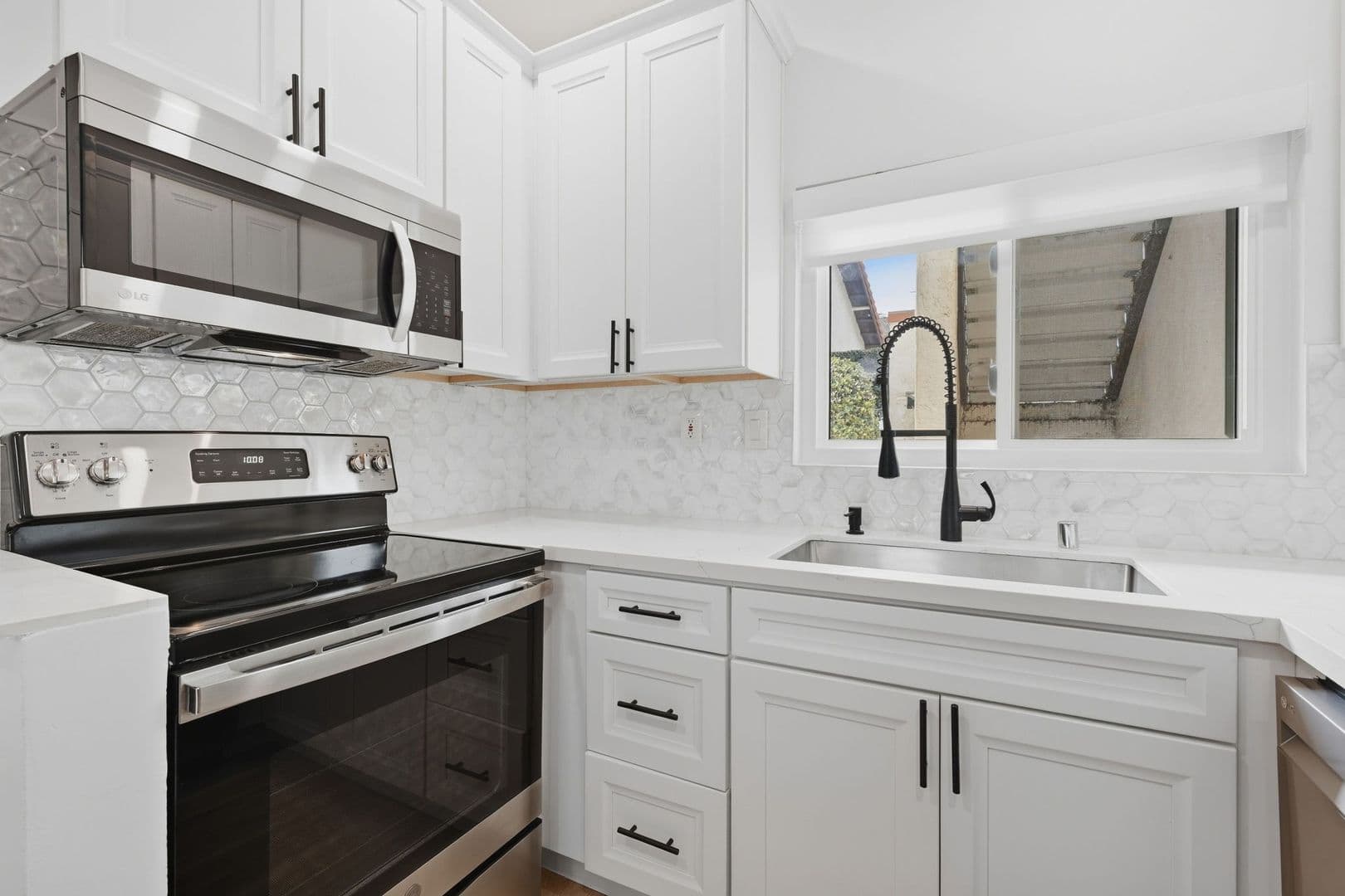 Carlsbad House: 2872 Andover Ave