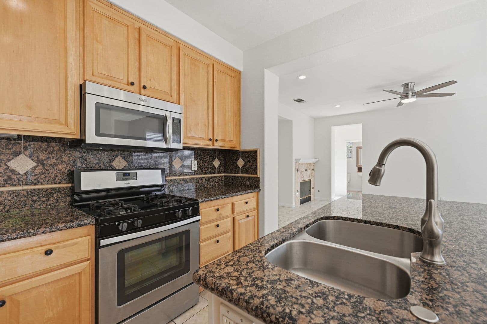 San Marcos House: 471 Camino Verde
