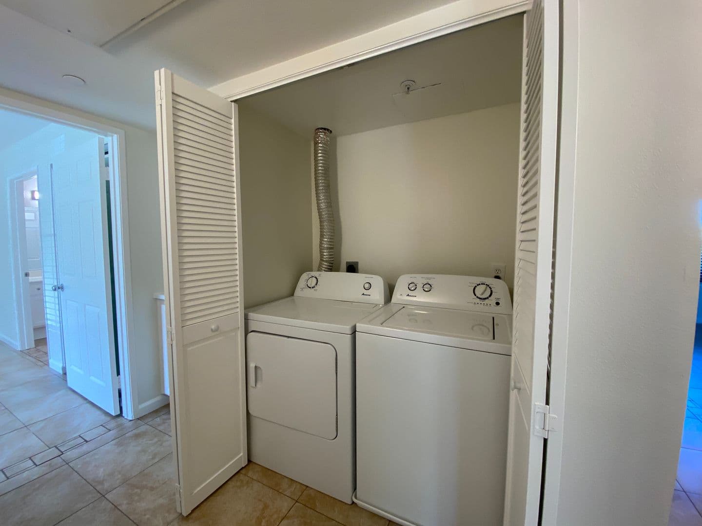 Carlsbad Apartment: 5410 - 5430 Sunny Creek Rd