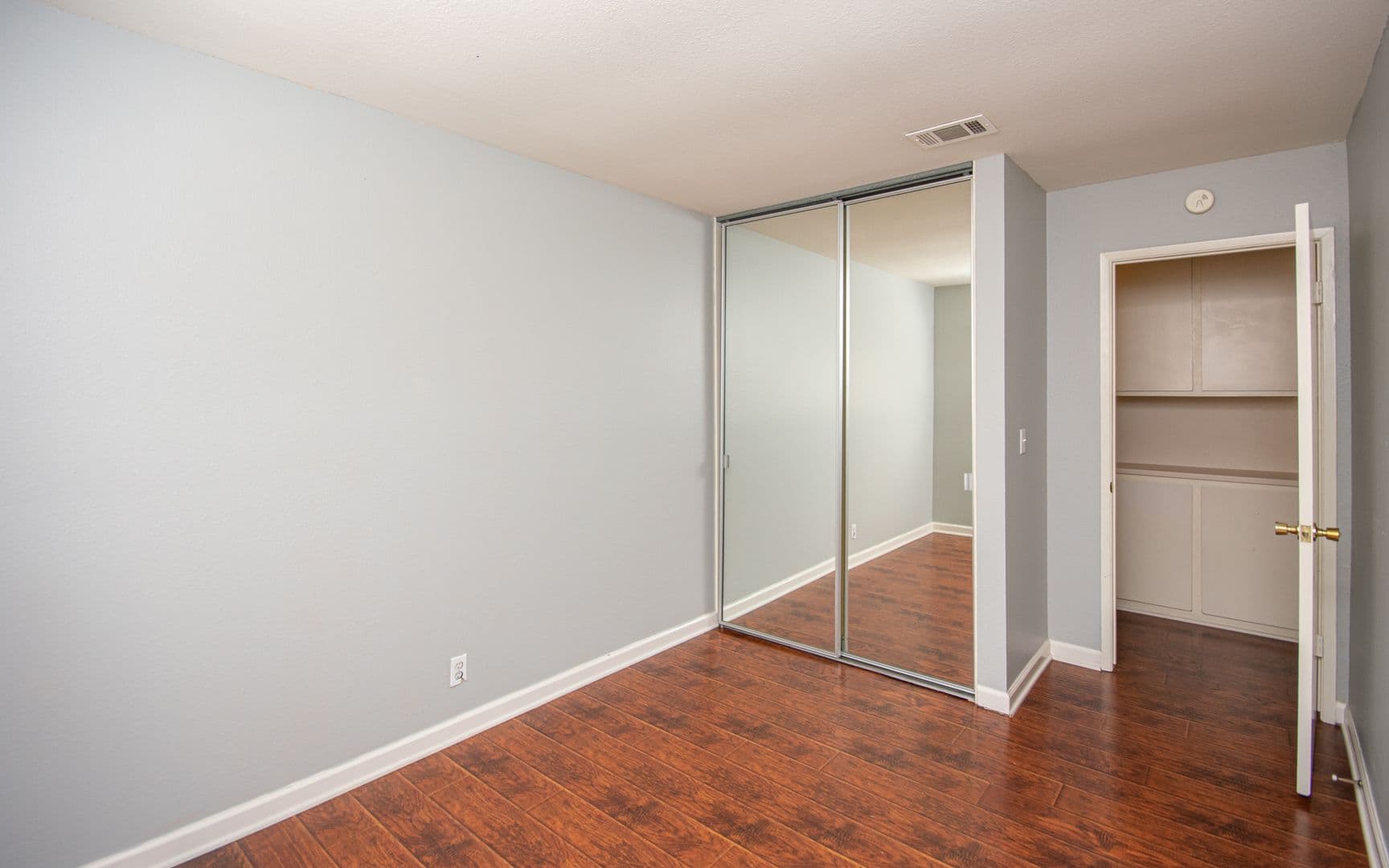 Oceanside House: 4121 Bryan Street