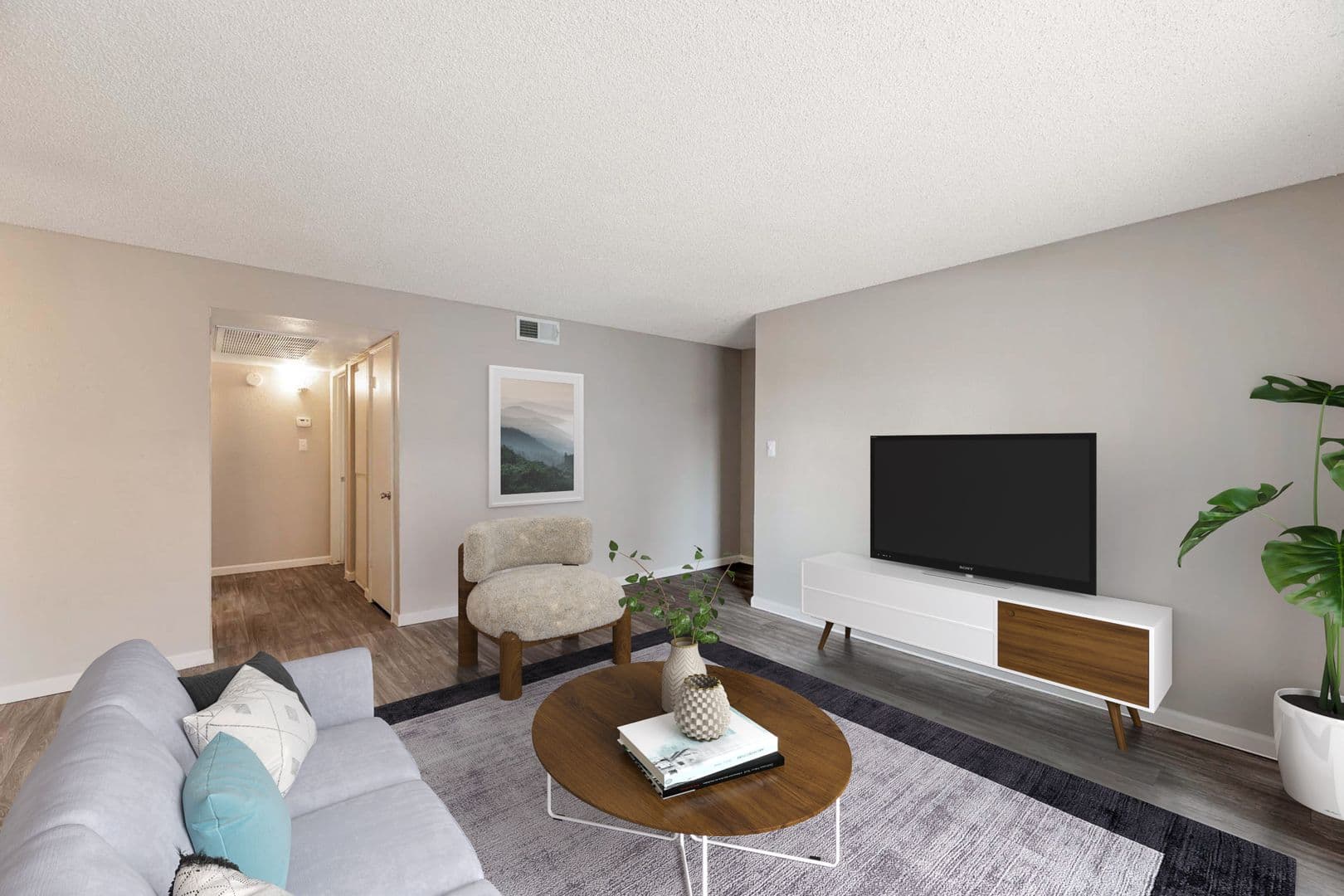 Phoenix Apartment: 2001 W Union Hills Dr.