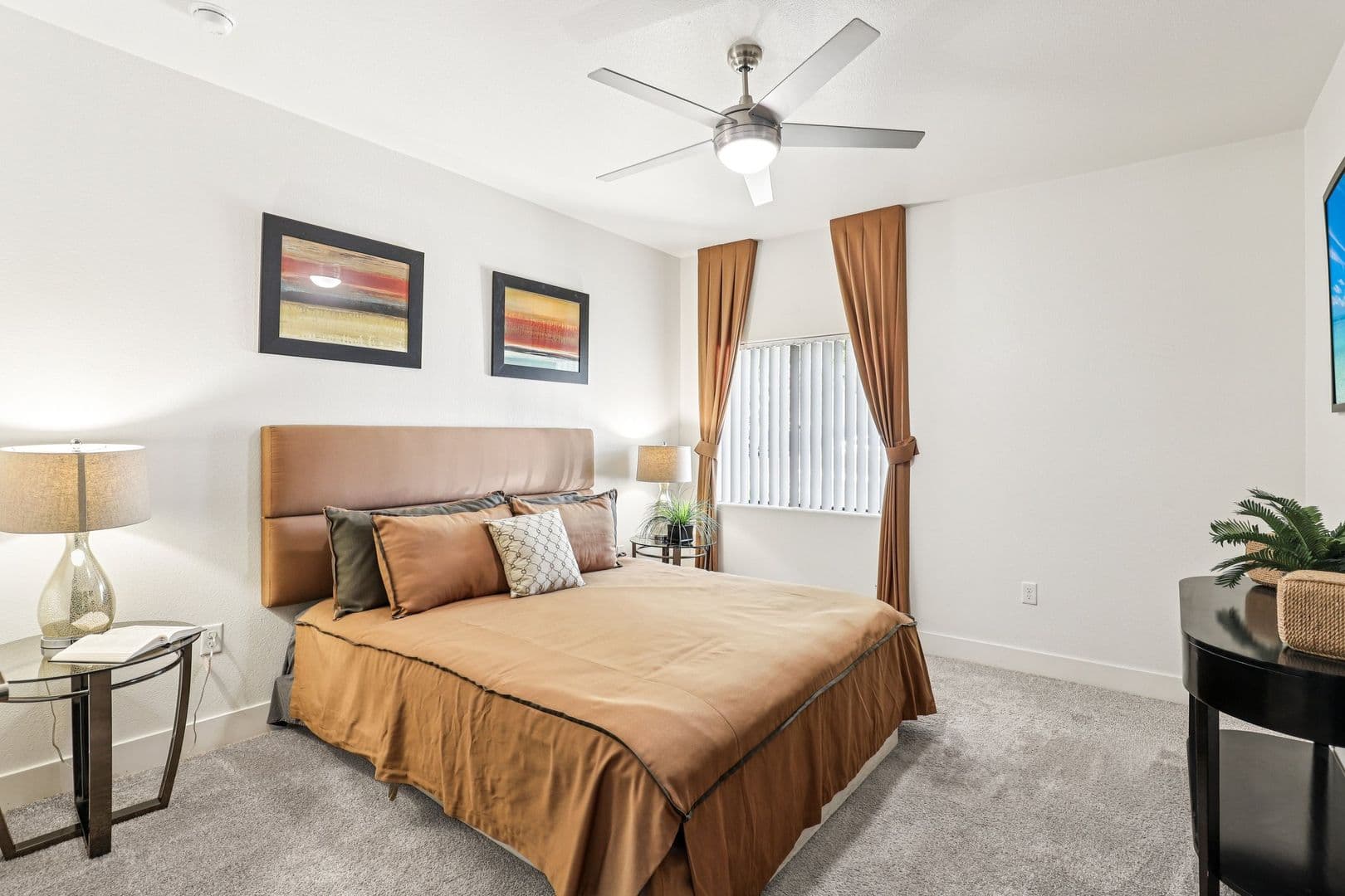 Las Vegas Apartment: 7017 S Buffalo Dr.