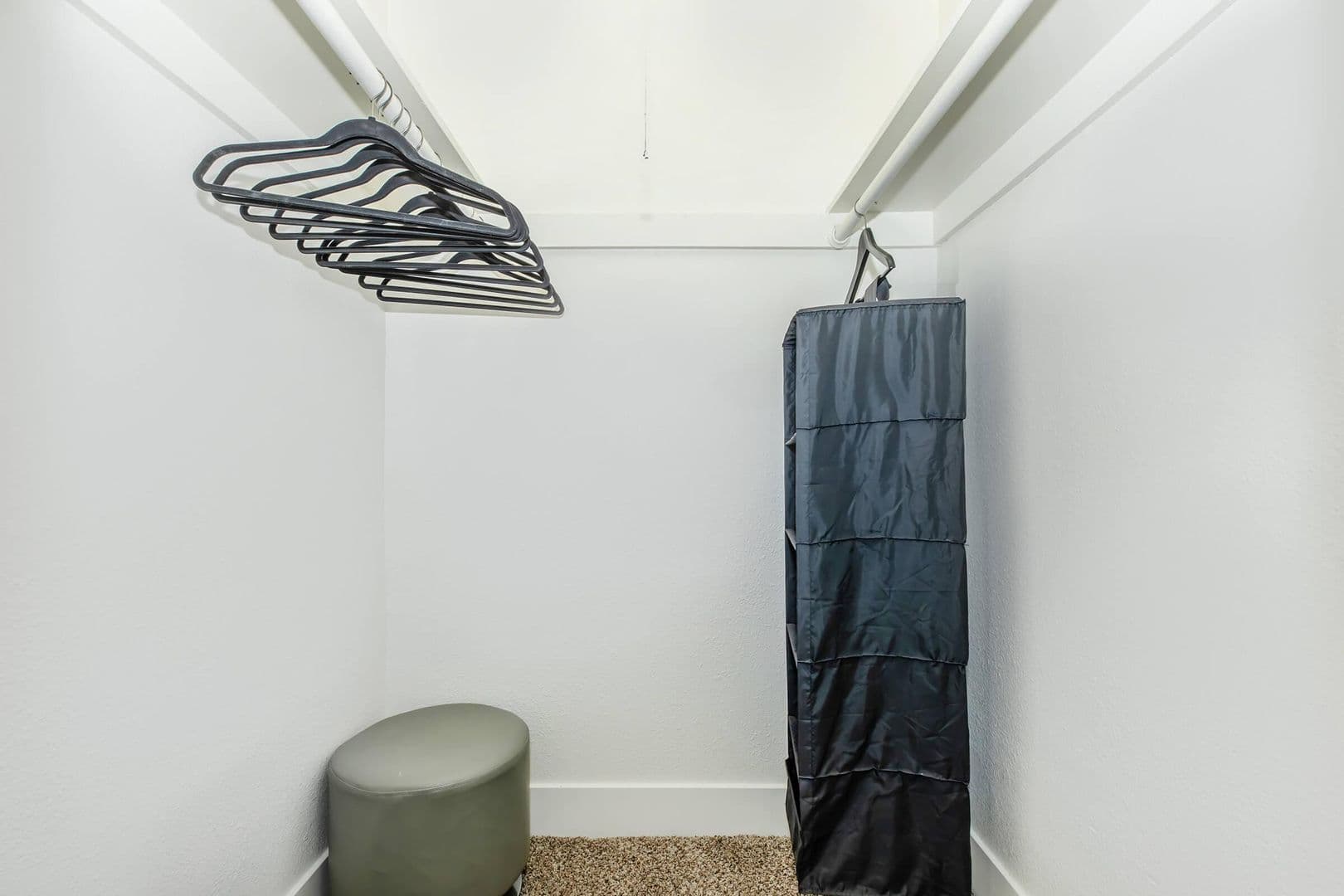 Phoenix Apartment: 2606 N 44th St