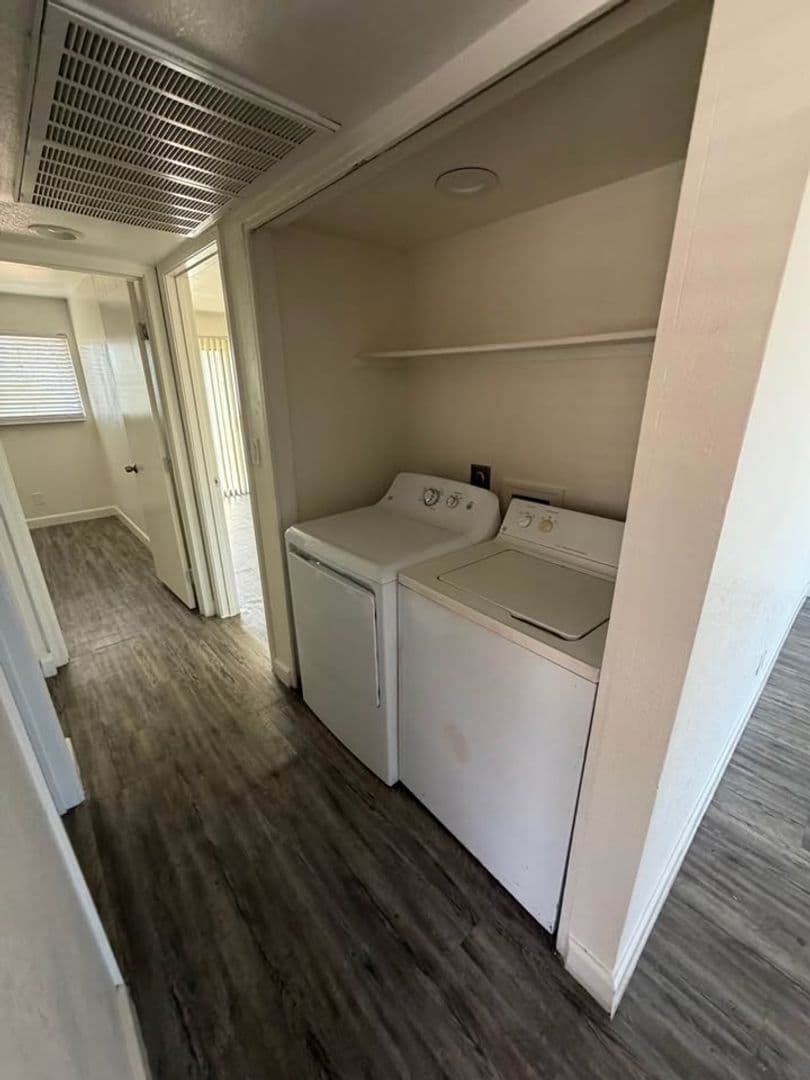 Phoenix Apartment: 4145 Longview Avenue