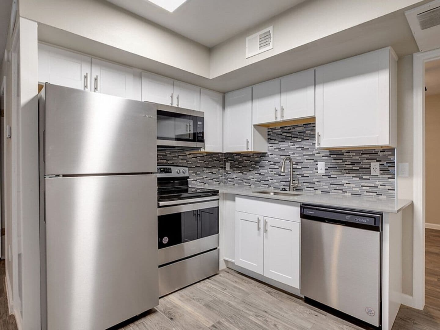 Phoenix Apartment: 4422 N 36th St.
