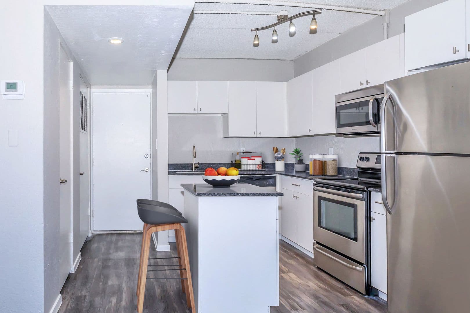 Phoenix Apartment: 4127 E Indian School Rd