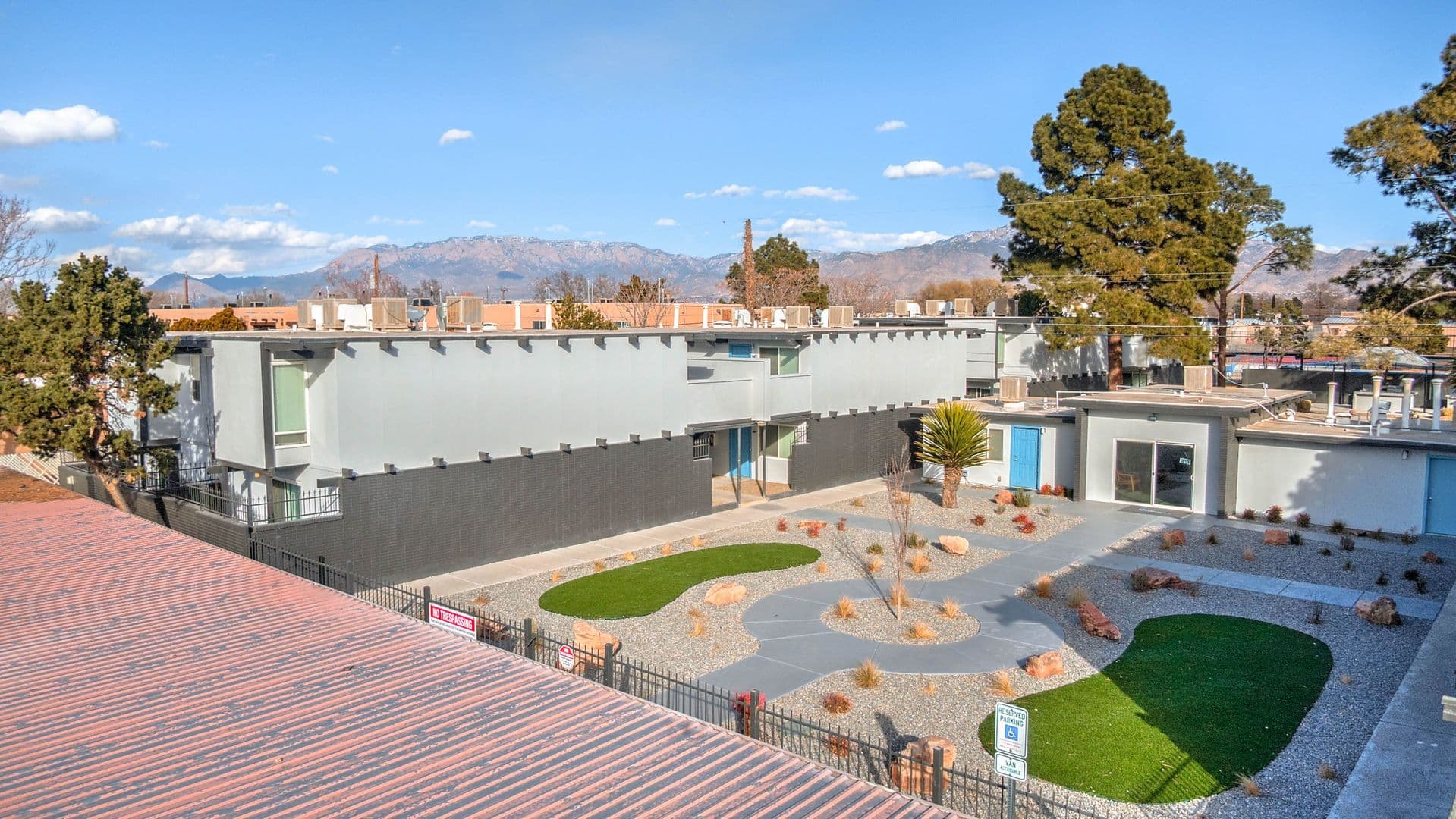 Albuquerque Apartment: 1020 Valencia Drive SE
