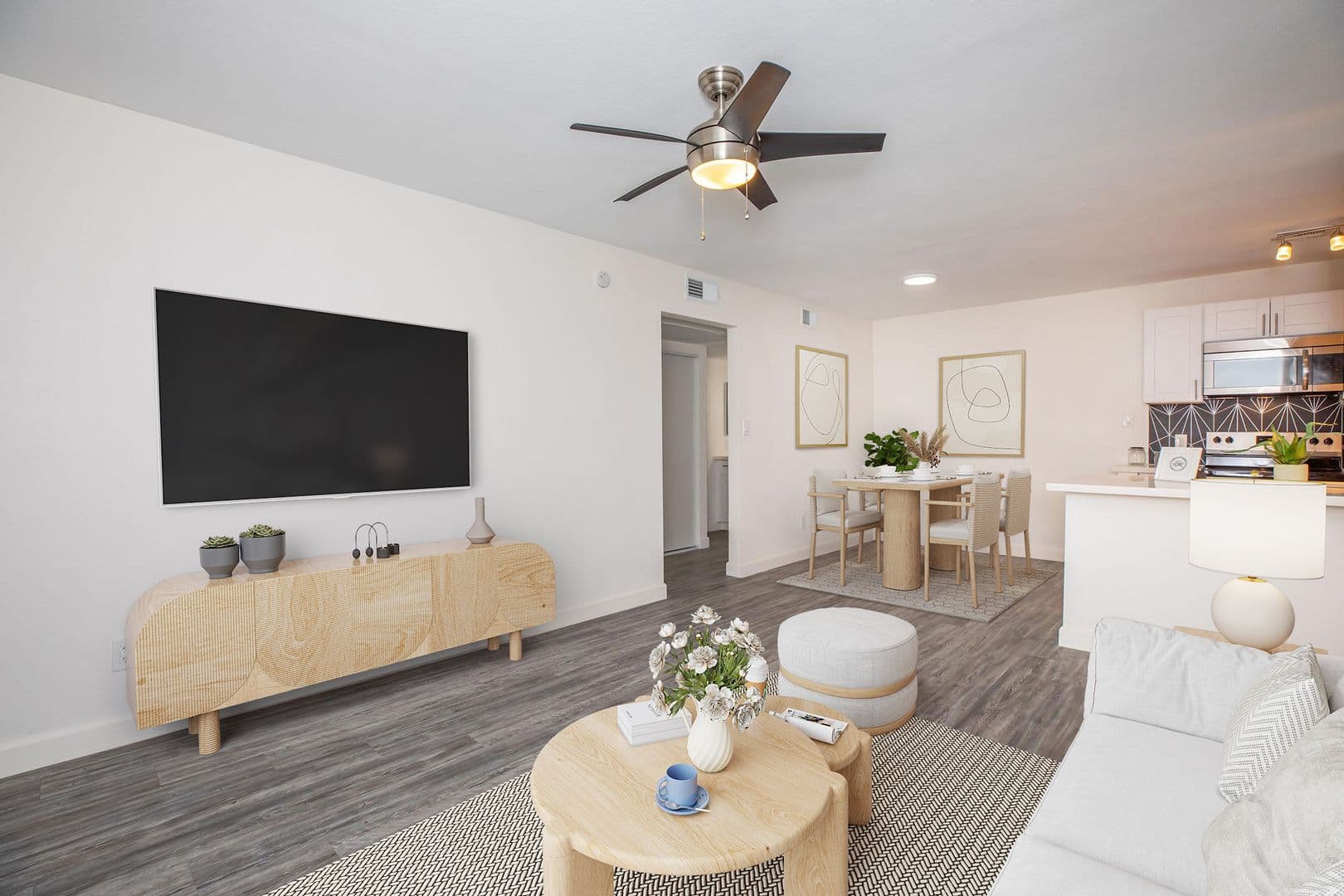 Phoenix Apartment: 1901 E. Osborn RD
