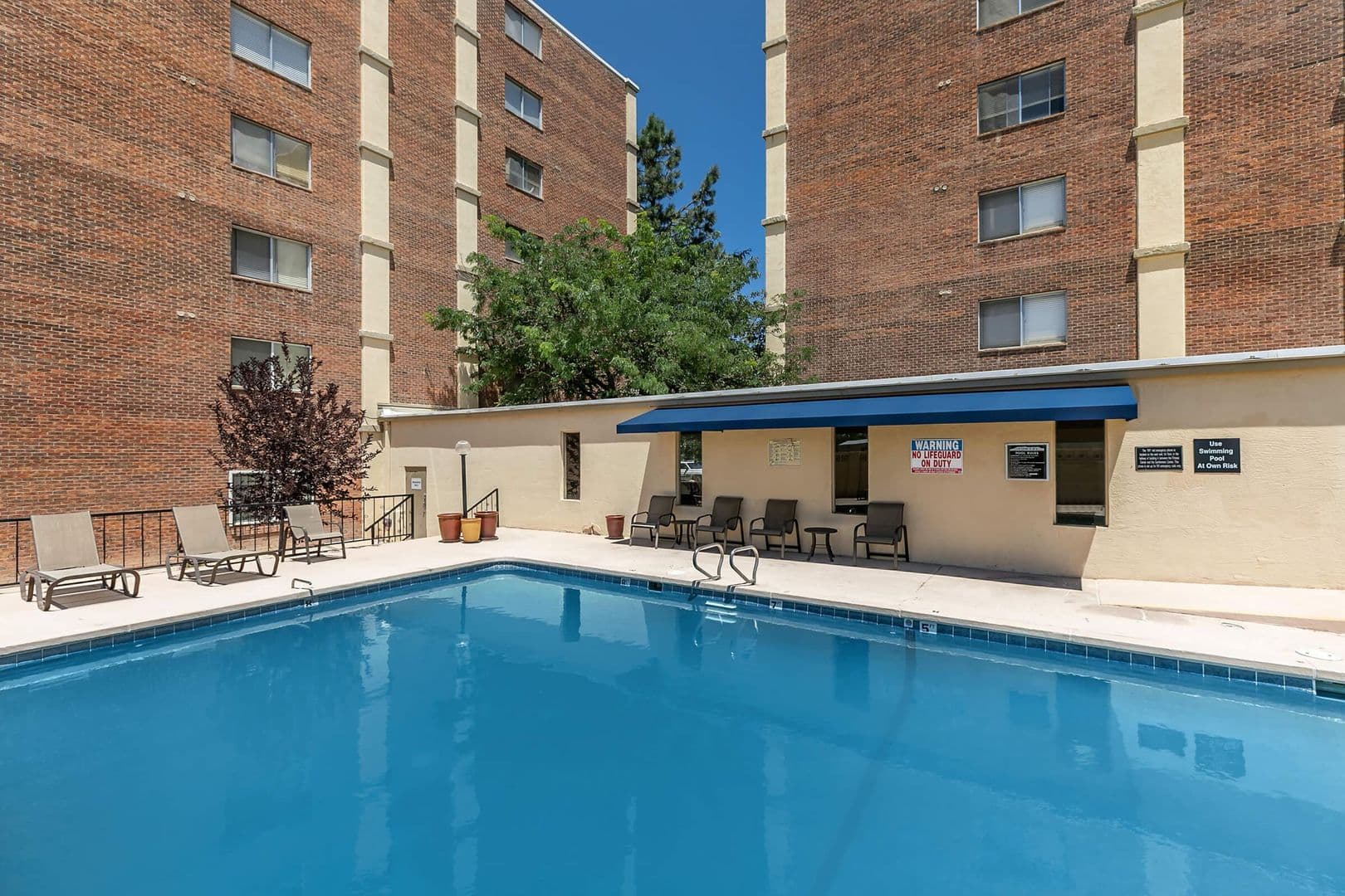 Albuquerque Apartment: 5404 Montgomery Blvd NE