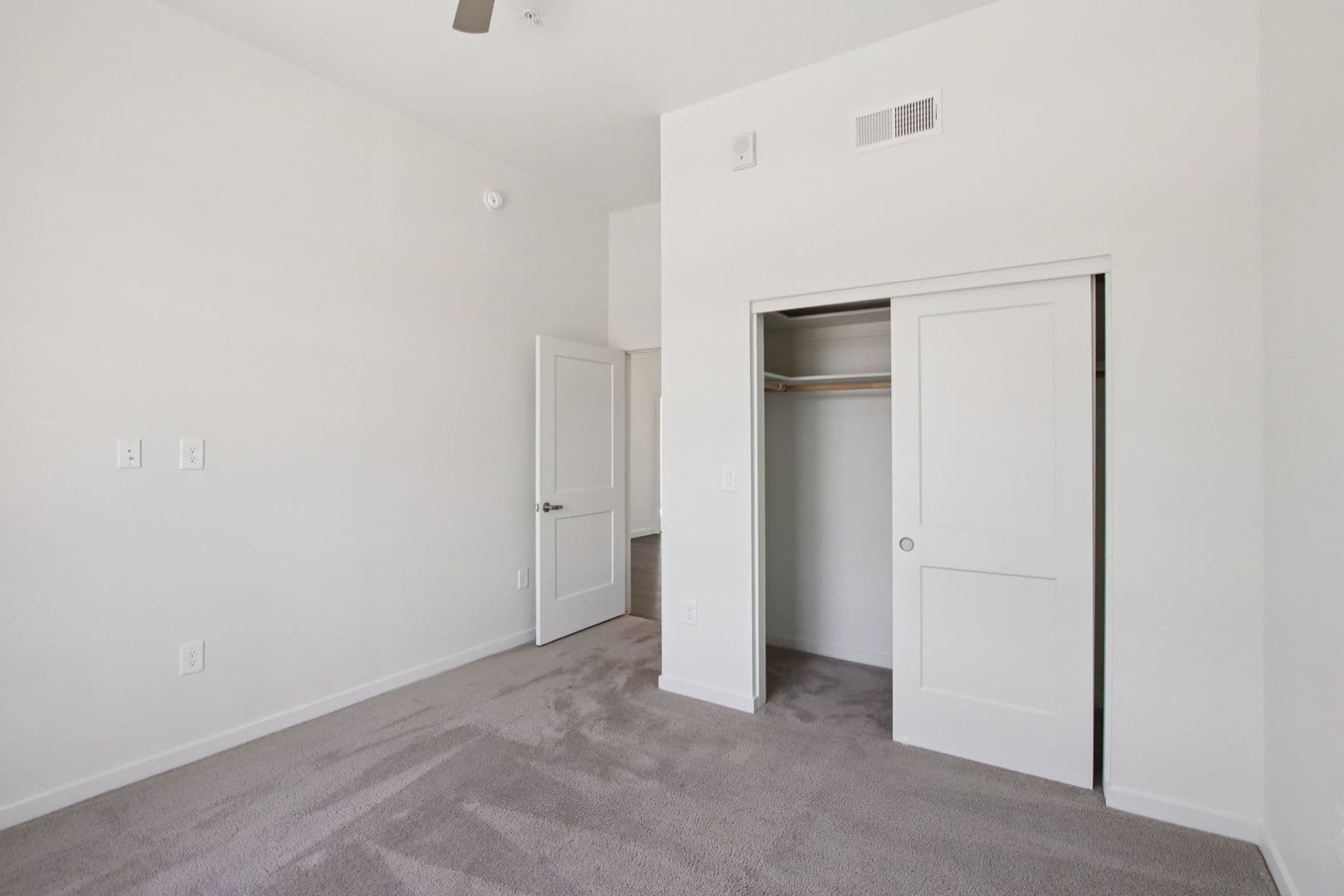Chandler Apartment: 222 W Boston Street