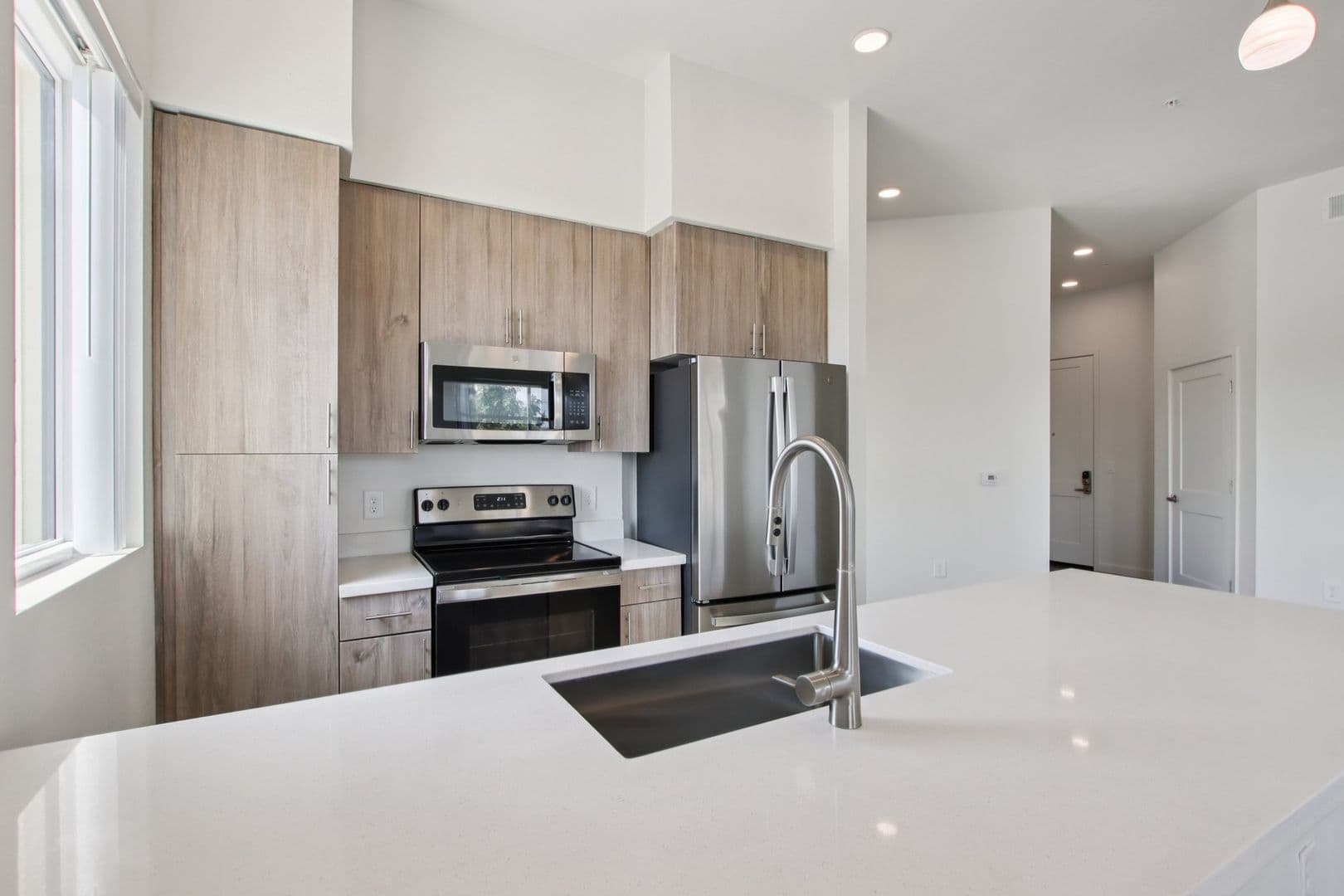 Chandler Apartment: 222 W Boston Street