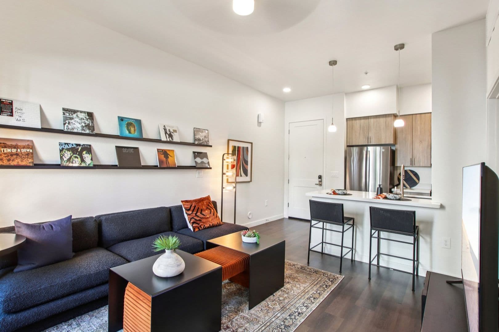 Chandler Apartment: 222 W Boston Street