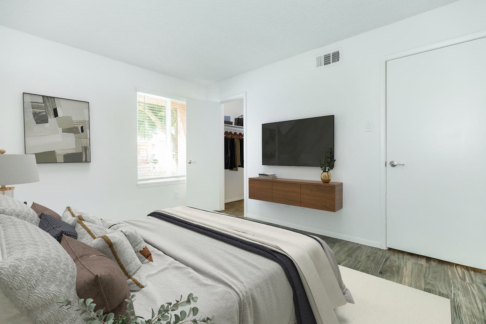 Tempe Apartment: 2141 E. University Drive