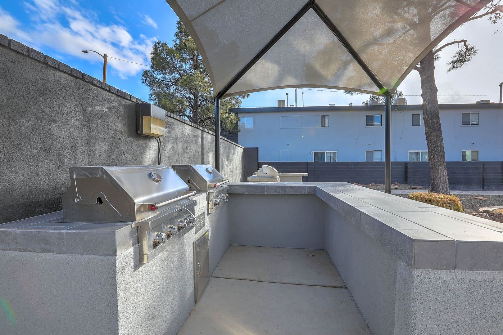 Albuquerque Apartment: 1020 Valencia Drive SE
