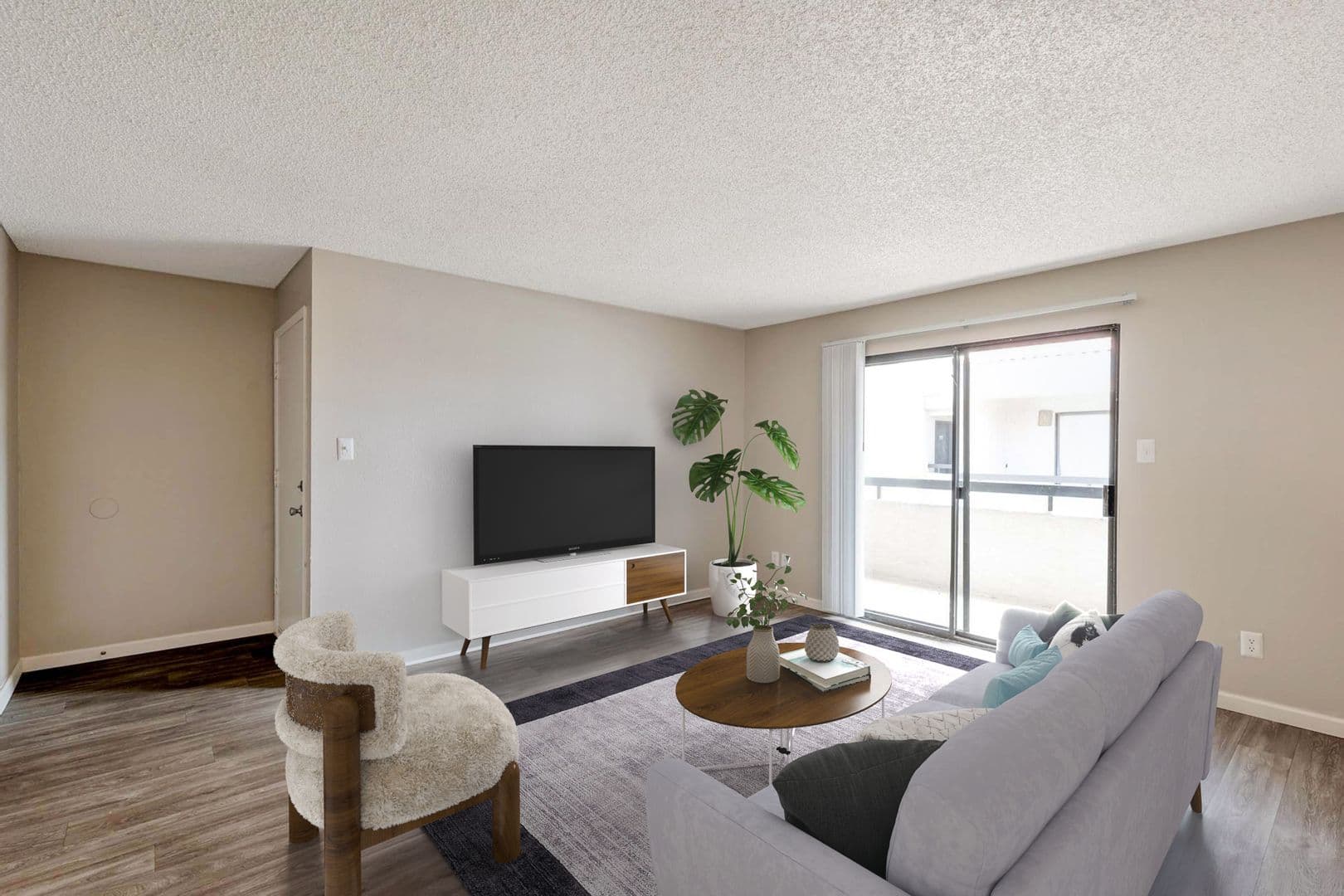 Phoenix Apartment: 2001 W Union Hills Dr.