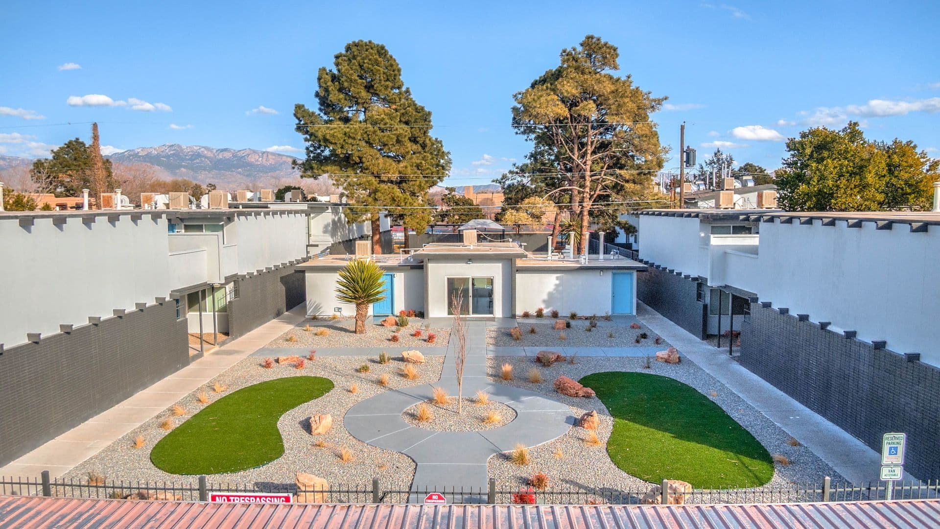 Albuquerque Apartment: 1020 Valencia Drive SE